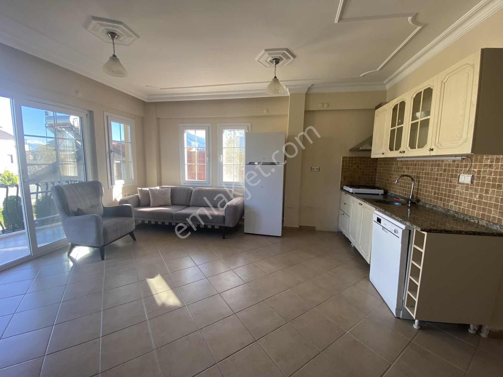 Fethiye Foça Mah.de İlkon'dan Kiralık 3+1 Eşyalı Daire - Görsel 2