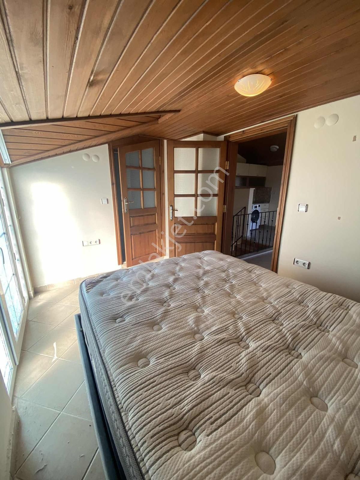 Fethiye Foça Mah.de İlkon'dan Kiralık 3+1 Eşyalı Daire - Görsel 15