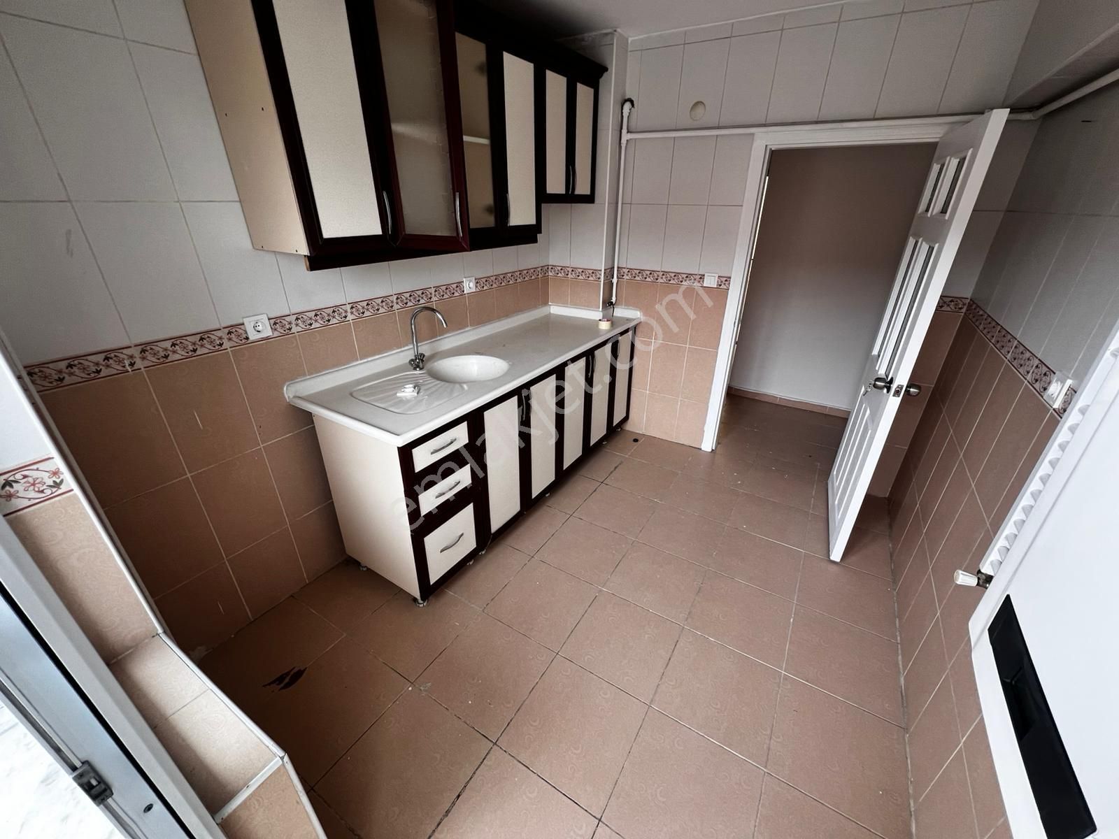 Malazgirit Mah 2+1 Geniş Ön Cephe Masrafsız Kiralık Daire - Görsel 7