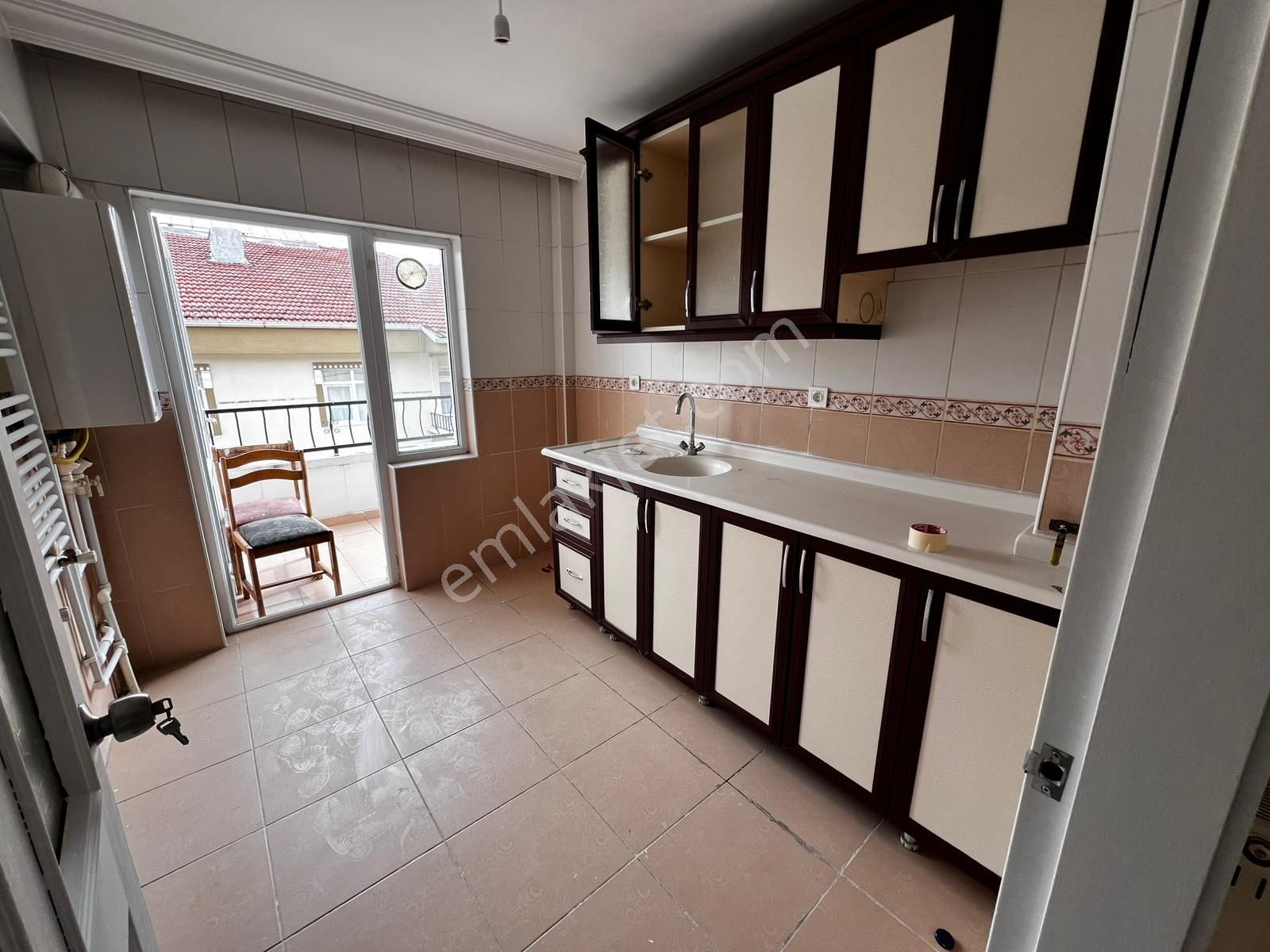 Malazgirit Mah 2+1 Geniş Ön Cephe Masrafsız Kiralık Daire - Görsel 5