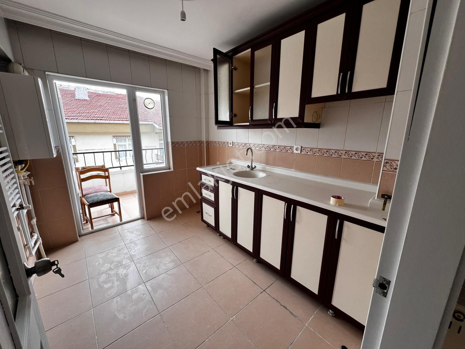 Malazgirit Mah 2+1 Geniş Ön Cephe Masrafsız Kiralık Daire - Görsel 4