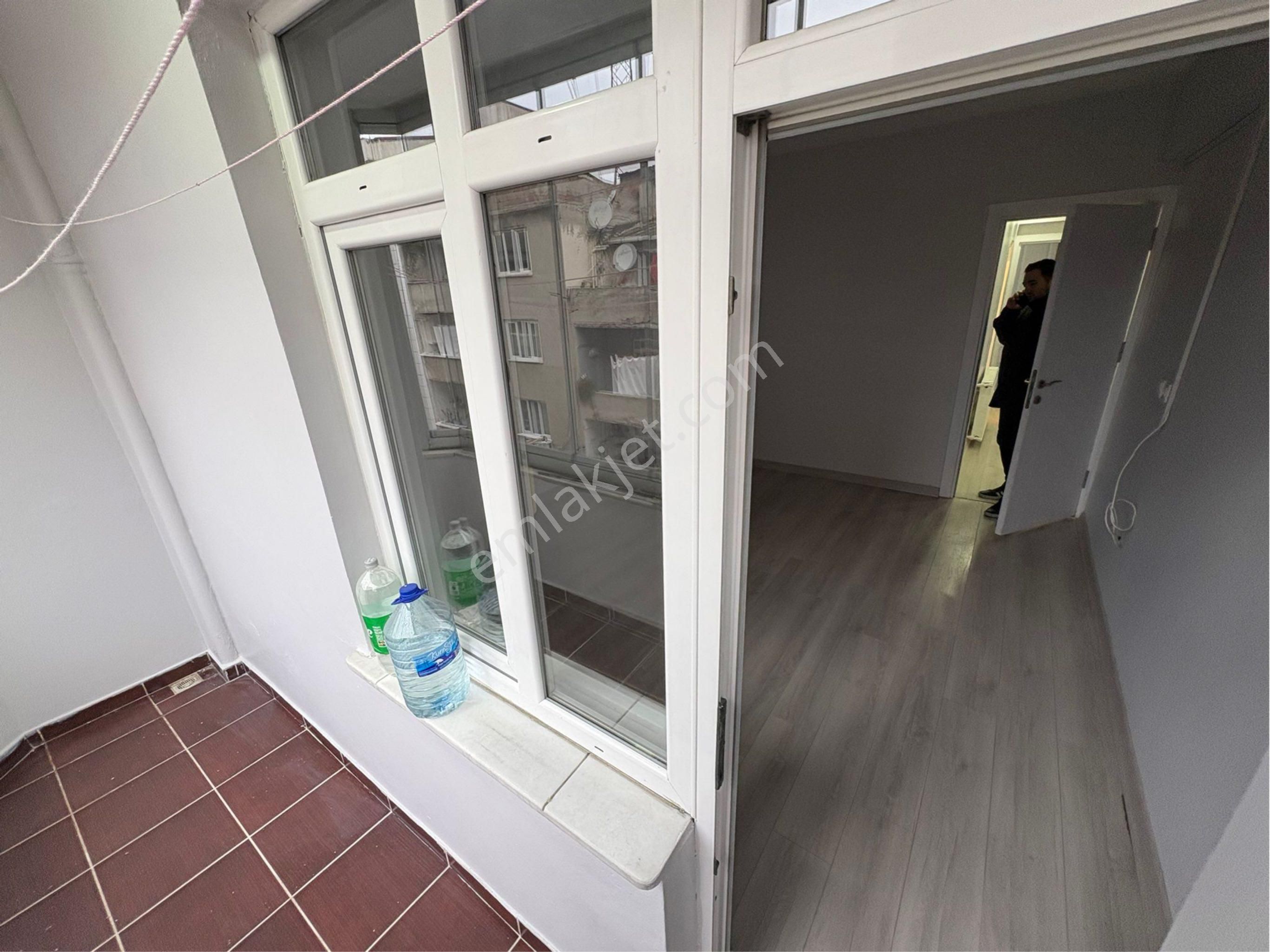 Aydın İnş.ismetpaşa Mah 2+1 110m2 2.kat Banyo Wc Ayrı - Görsel 10