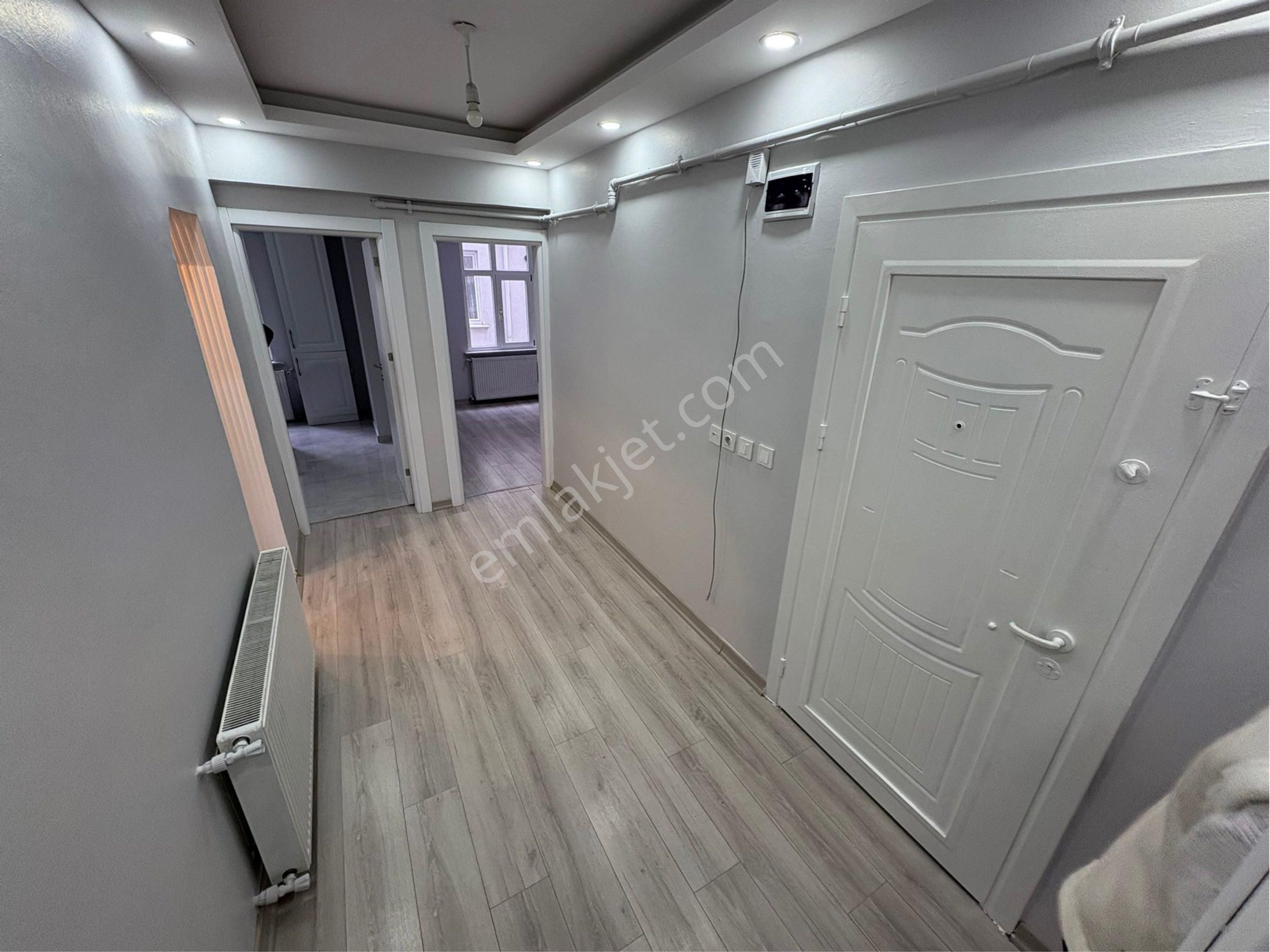 Aydın İnş.ismetpaşa Mah 2+1 110m2 2.kat Banyo Wc Ayrı - Görsel 7