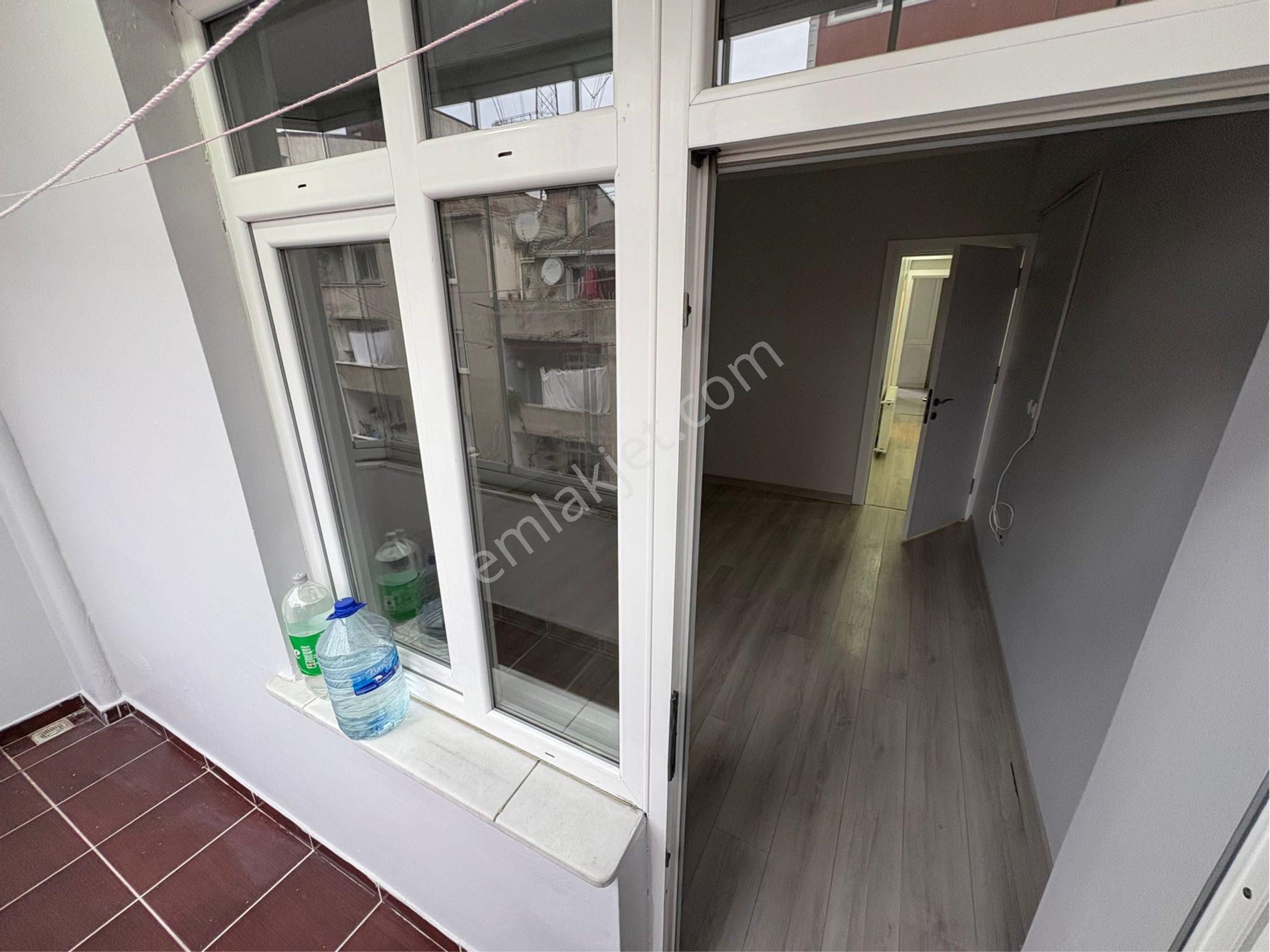Aydın İnş.ismetpaşa Mah 2+1 110m2 2.kat Banyo Wc Ayrı - Görsel 11