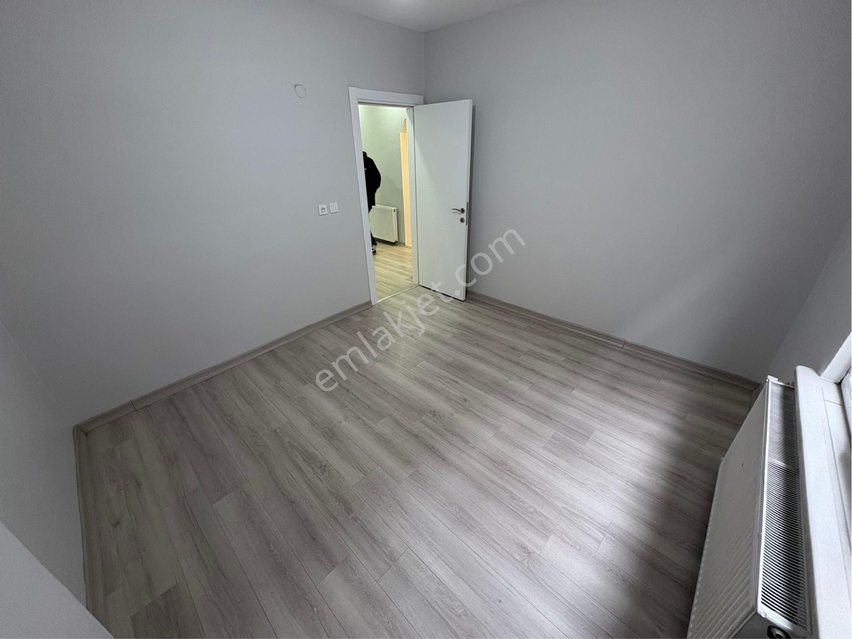 Aydın İnş.ismetpaşa Mah 2+1 110m2 2.kat Banyo Wc Ayrı - Görsel 6