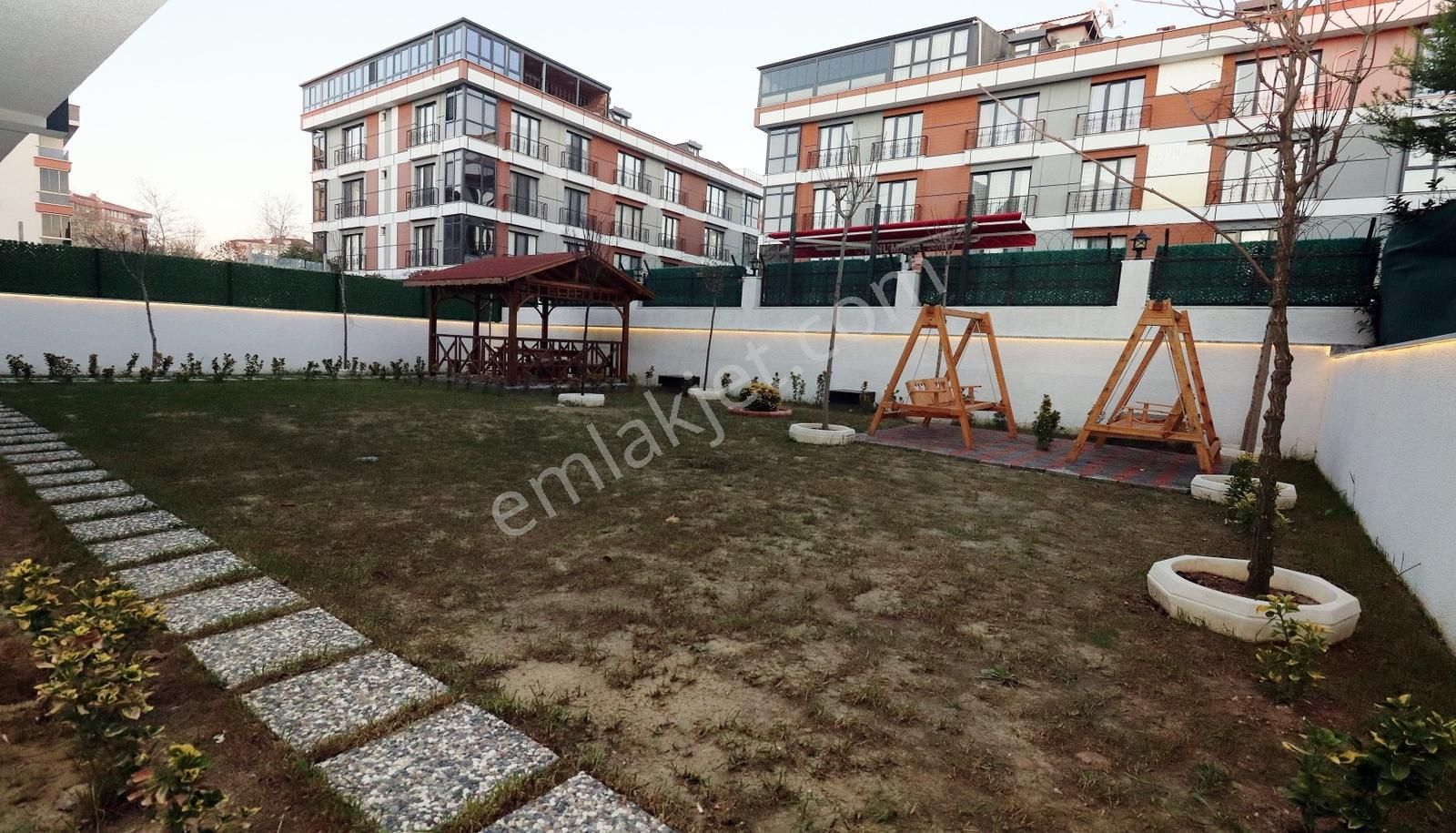 Beylikdüzü Kavaklıda Satılık 2+1 Daire - Görsel 6