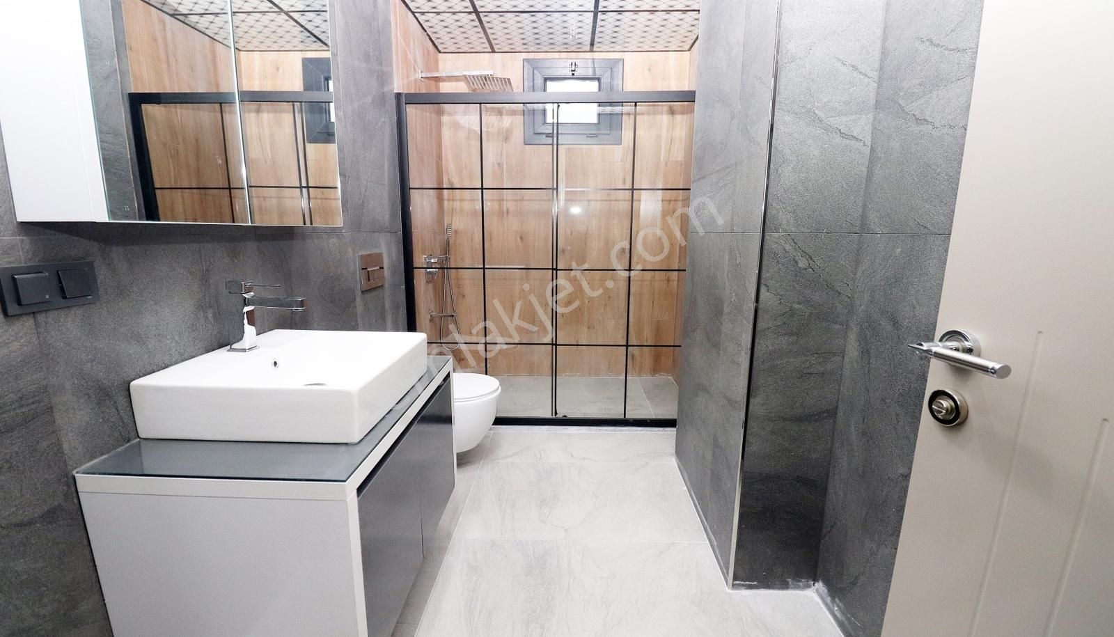 Beylikdüzü Kavaklıda Satılık 2+1 Daire - Görsel 24