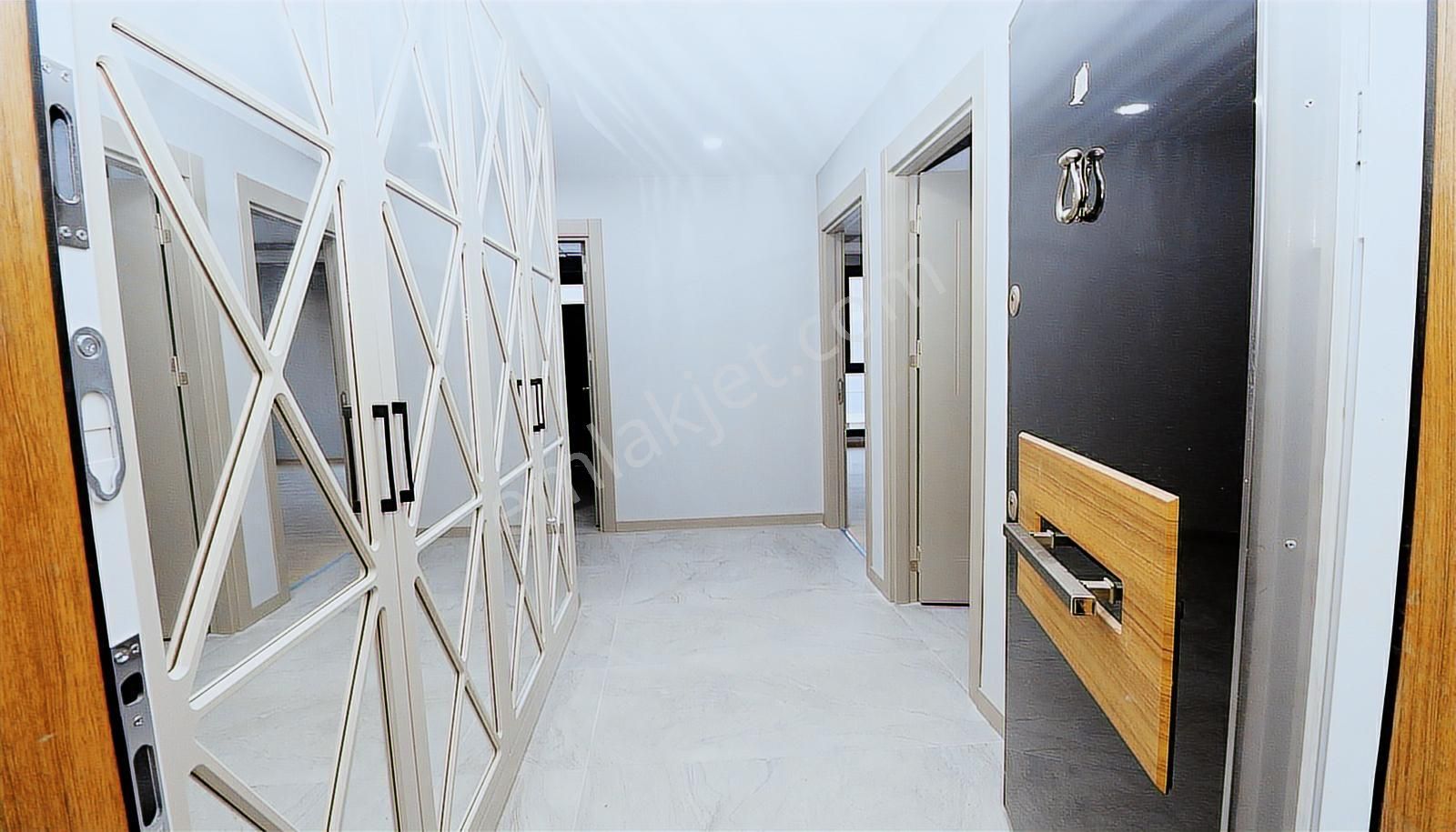 Beylikdüzü Kavaklıda Satılık 2+1 Daire - Görsel 14