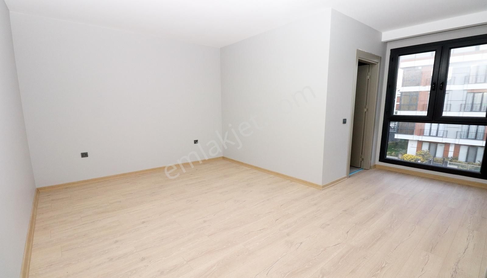 Beylikdüzü Kavaklıda Satılık 2+1 Daire - Görsel 18