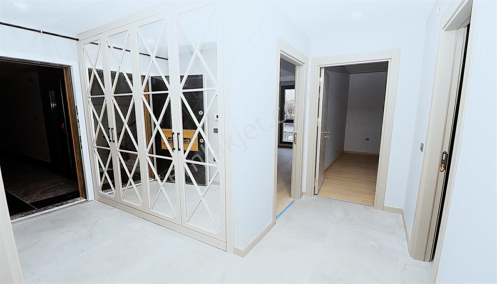 Beylikdüzü Kavaklıda Satılık 2+1 Daire - Görsel 21