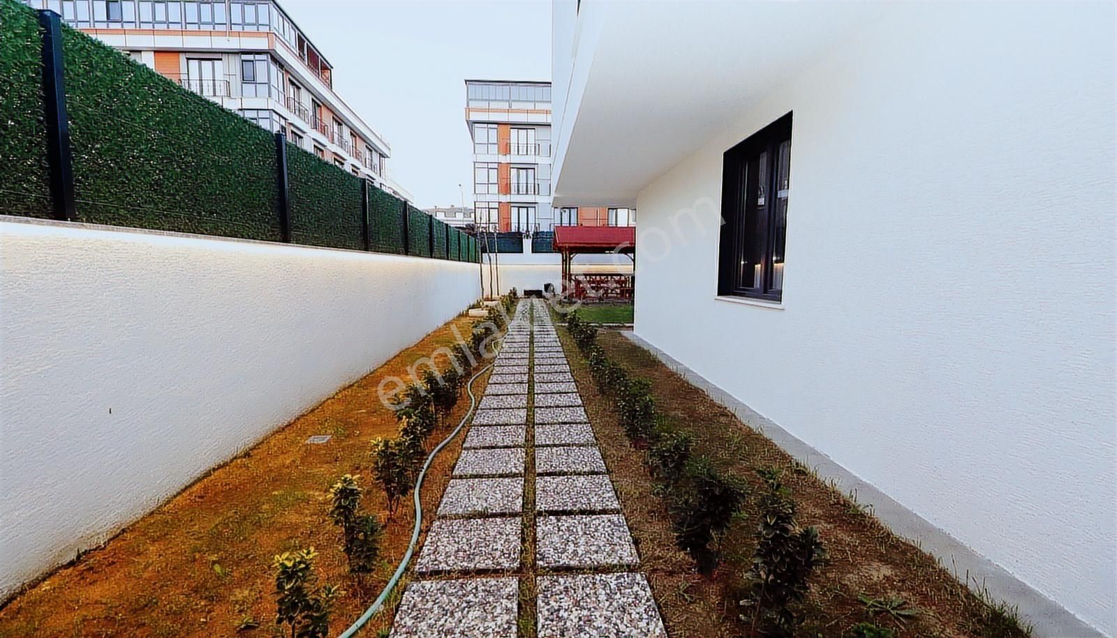 Beylikdüzü Kavaklıda Satılık 2+1 Daire - Görsel 4