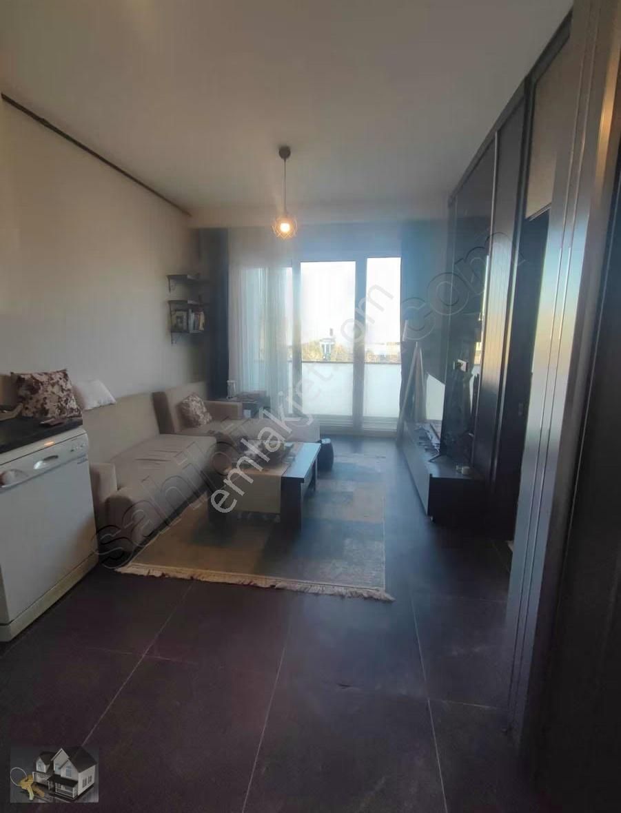 Merkez Metro Yanında Ultra Lüks Dekorlu 1+1 - Görsel 2