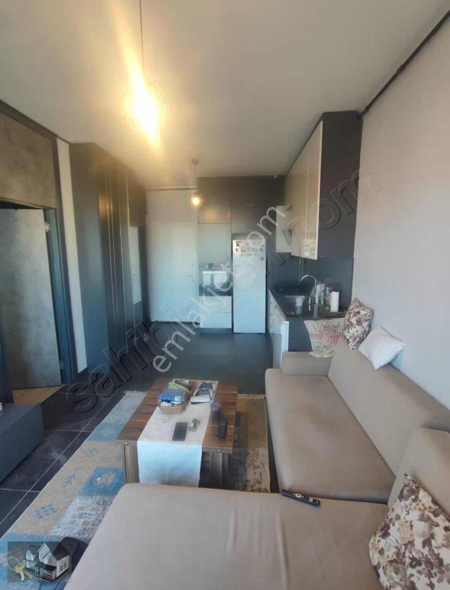 Merkez Metro Yanında Ultra Lüks Dekorlu 1+1 - Görsel 11