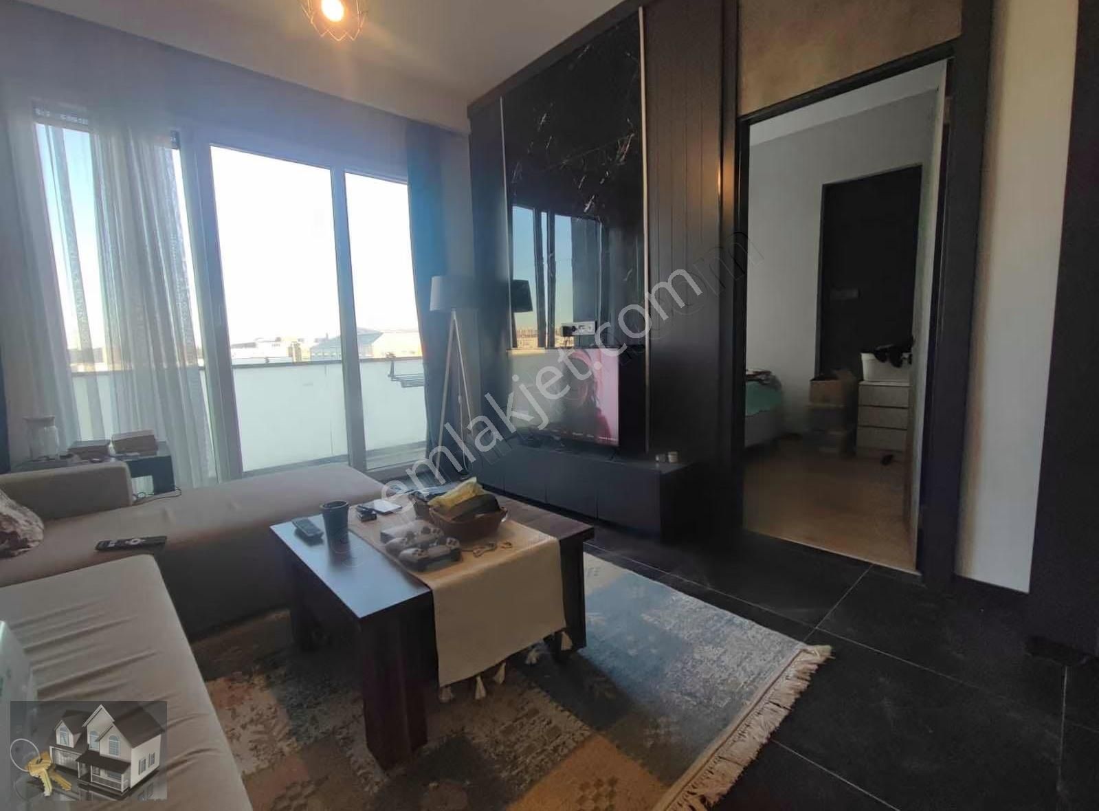 Merkez Metro Yanında Ultra Lüks Dekorlu 1+1 - Görsel 12