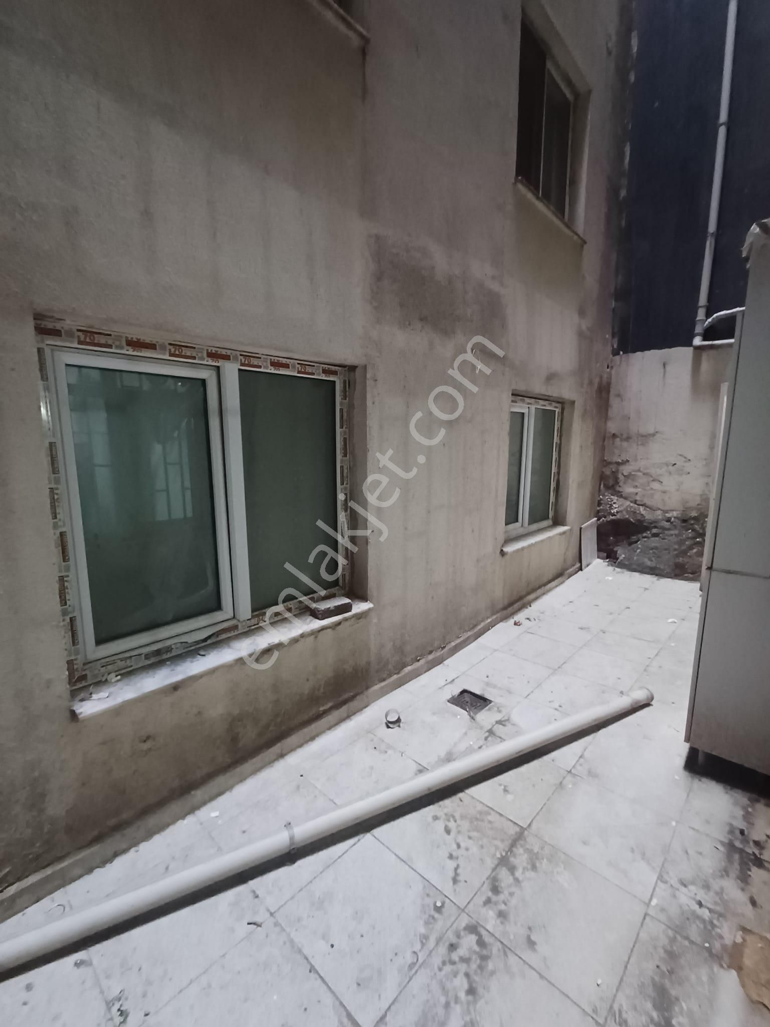 Şişli Akağalar Caddesin'de Fırsat Bahçe Katı Daire Krediye Uygun - Görsel 9