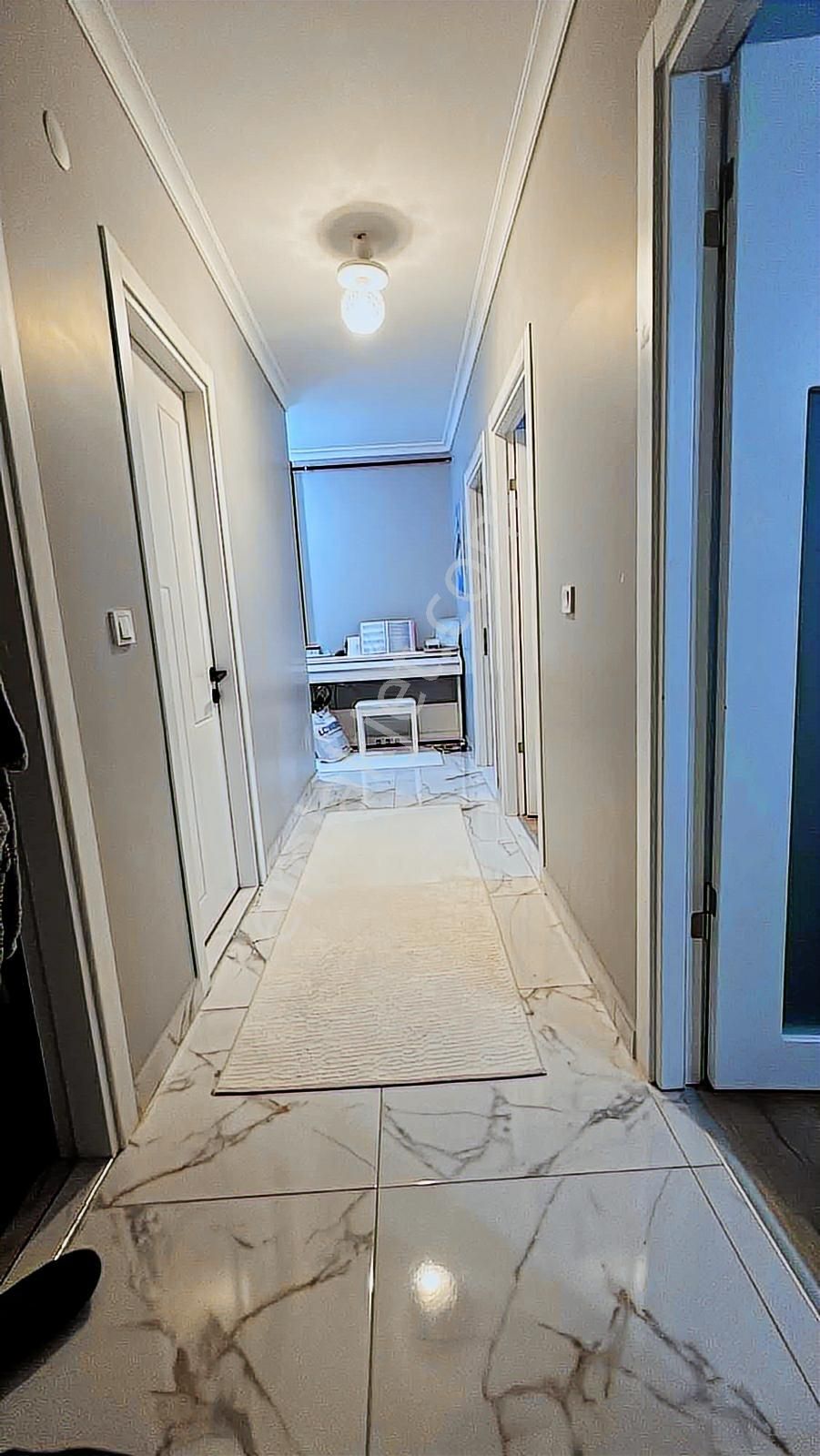 Göze Emlaktan Cumhuriyet Mh Satılık 2+1 Göl Manzaralı Daire - Görsel 5