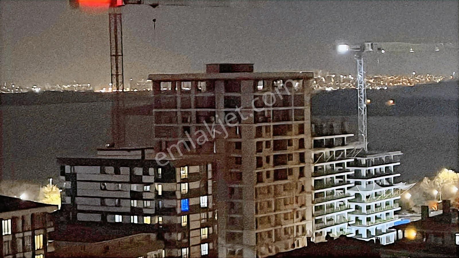 Göze Emlaktan Cumhuriyet Mh Satılık 2+1 Göl Manzaralı Daire