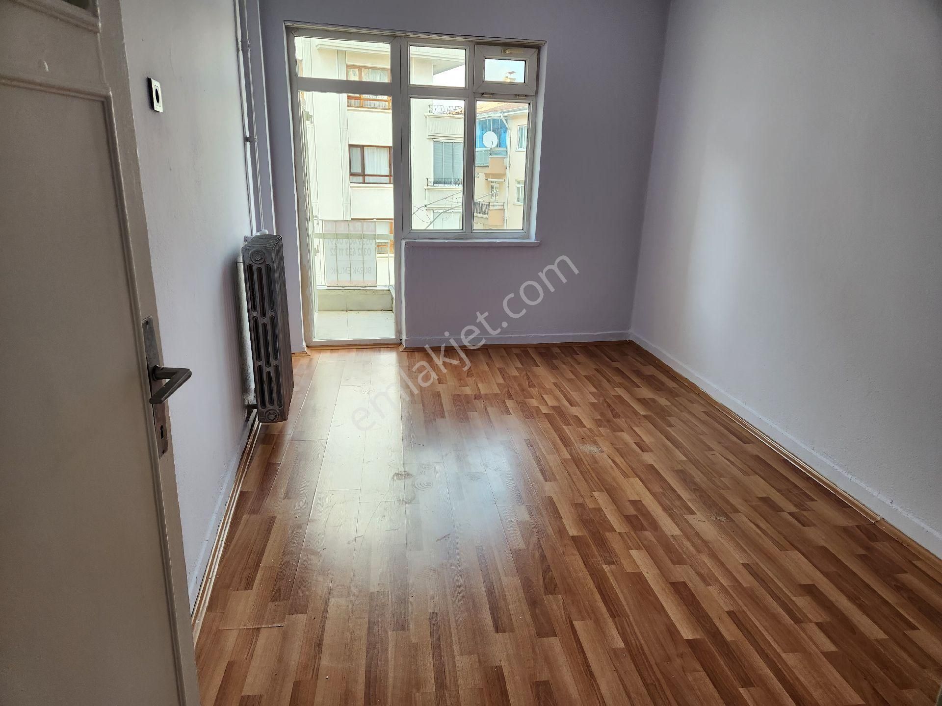 Burak Emlak'dan Satılık Daire Kurtuluş Dedeefendi Cd. 3+1 B.salon Full Yapılı - Görsel 8