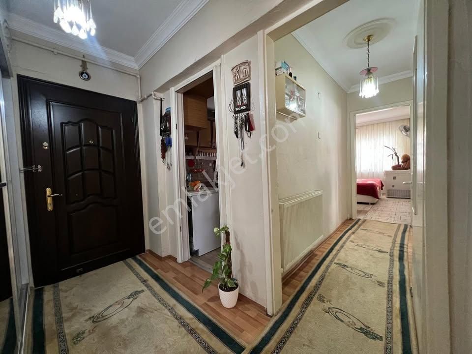 Göçmen Gayrimenkul'den Yeni Mah.ordu Caddesinde 3+1 Satılık Daire