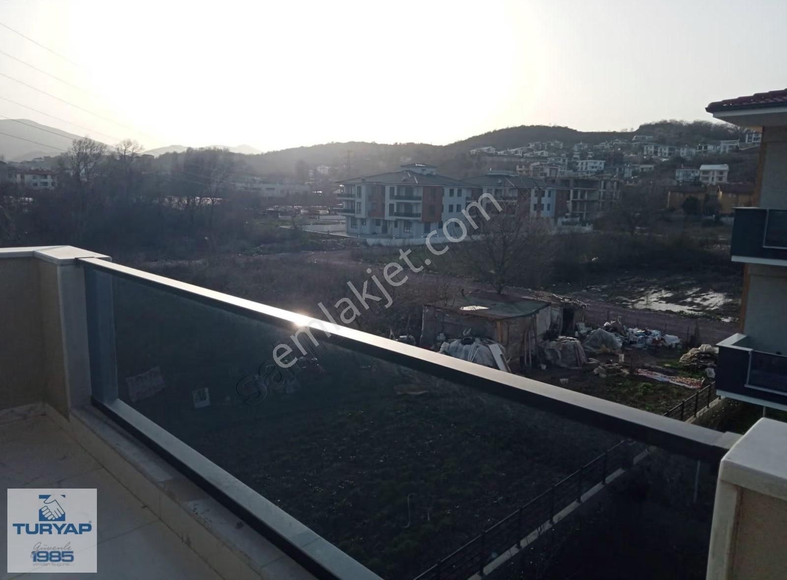 Kadıköy'de Site İçerisinde 1+1 Daire - Görsel 4