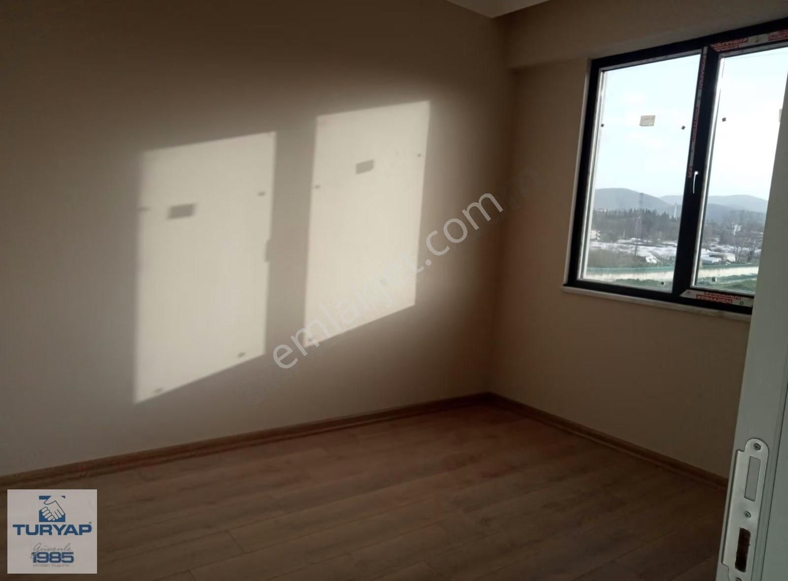 Kadıköy'de Site İçerisinde 1+1 Daire - Görsel 5