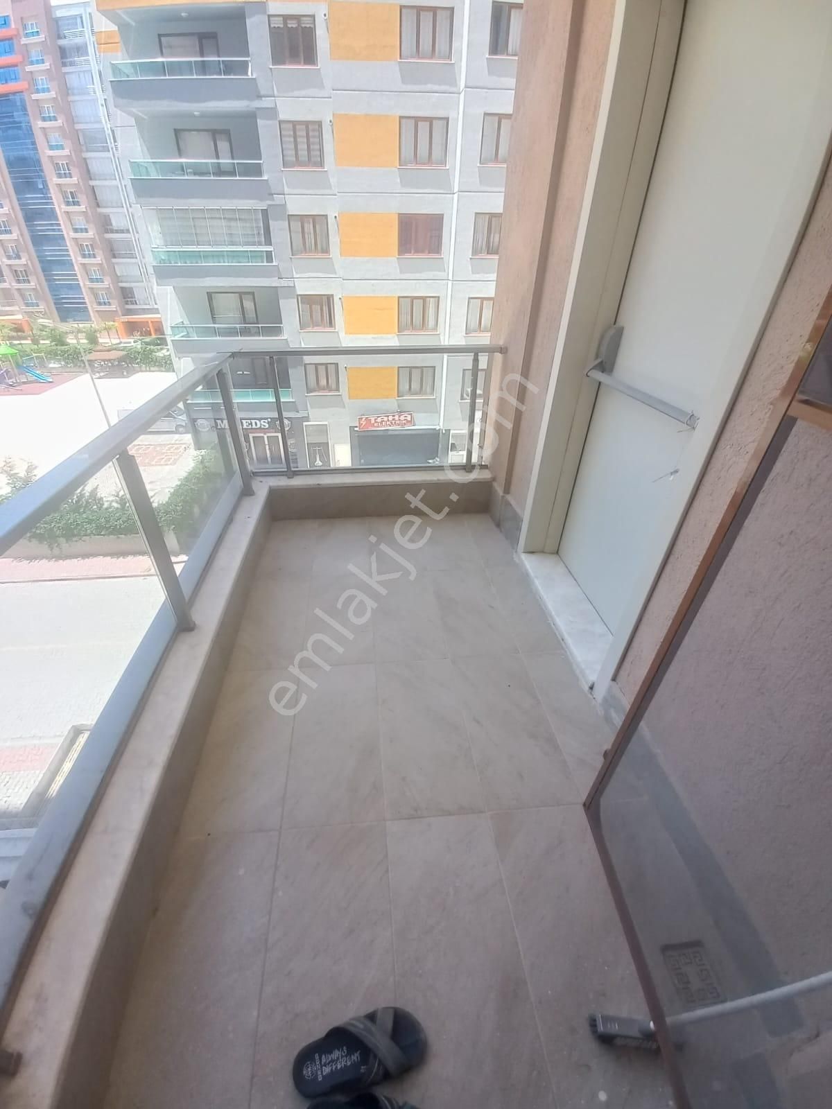 Emrah Çiftci'den Selçuklu Kılıçarslan Mah.şefikcan Cad.yanı Satılık 3+1 Arakat Daire - Görsel 17