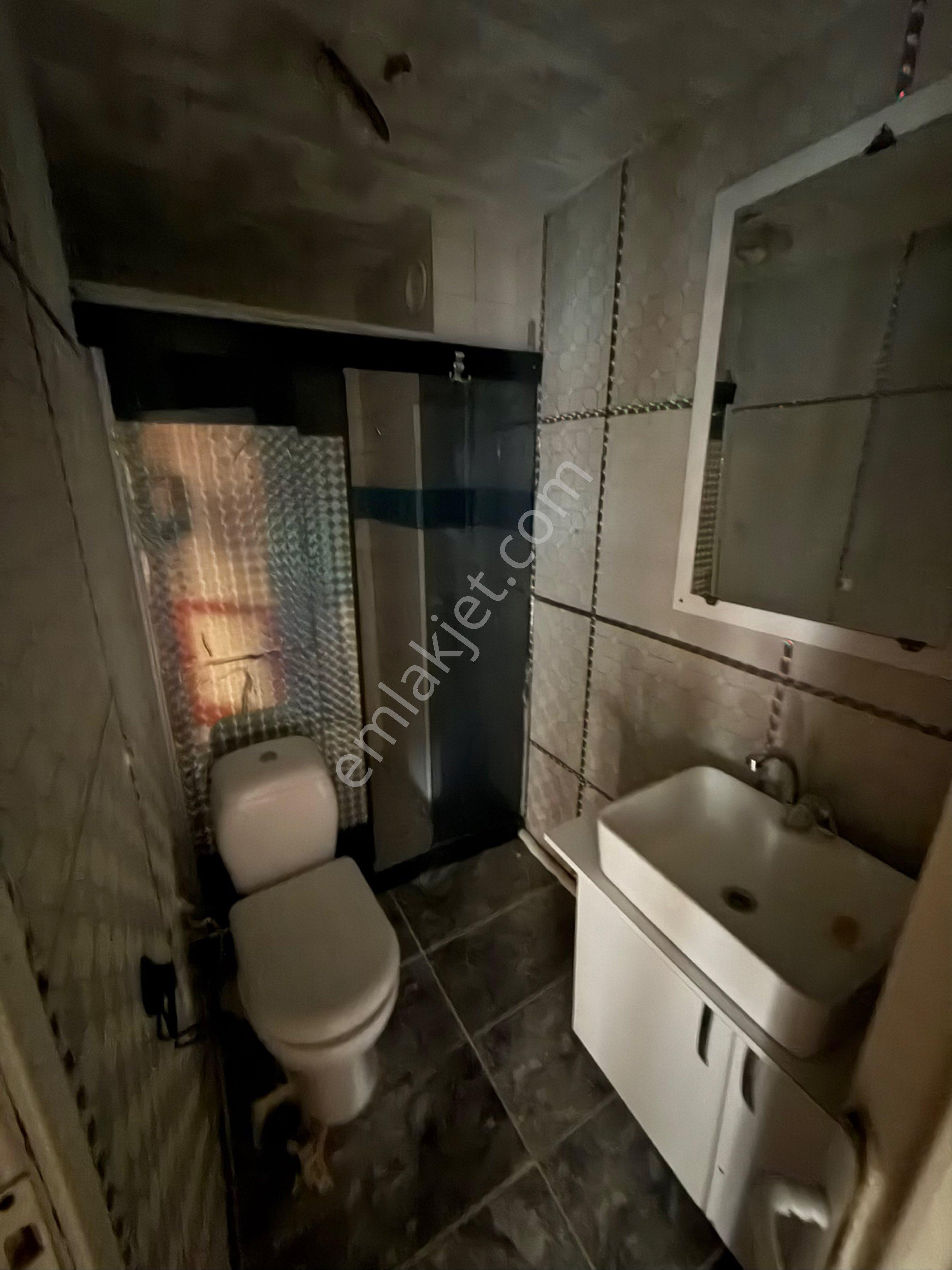 Hürriyet Mahallesinde İci Temiz Kiralık Daire - Görsel 16