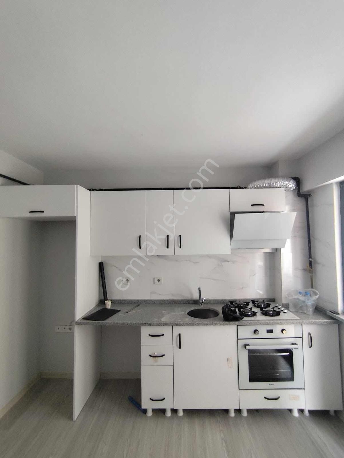 Göktürkden Cemal Gürsel Cephe 1+1 Kiralık Daire