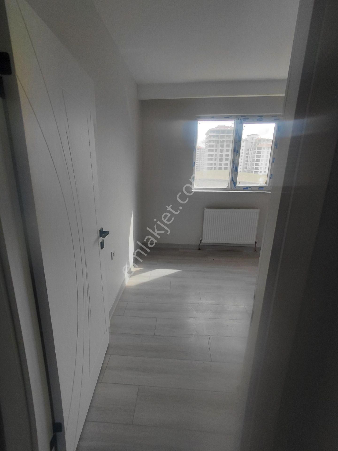 Satılık 4+1 Yavuz Emlak - Görsel 15