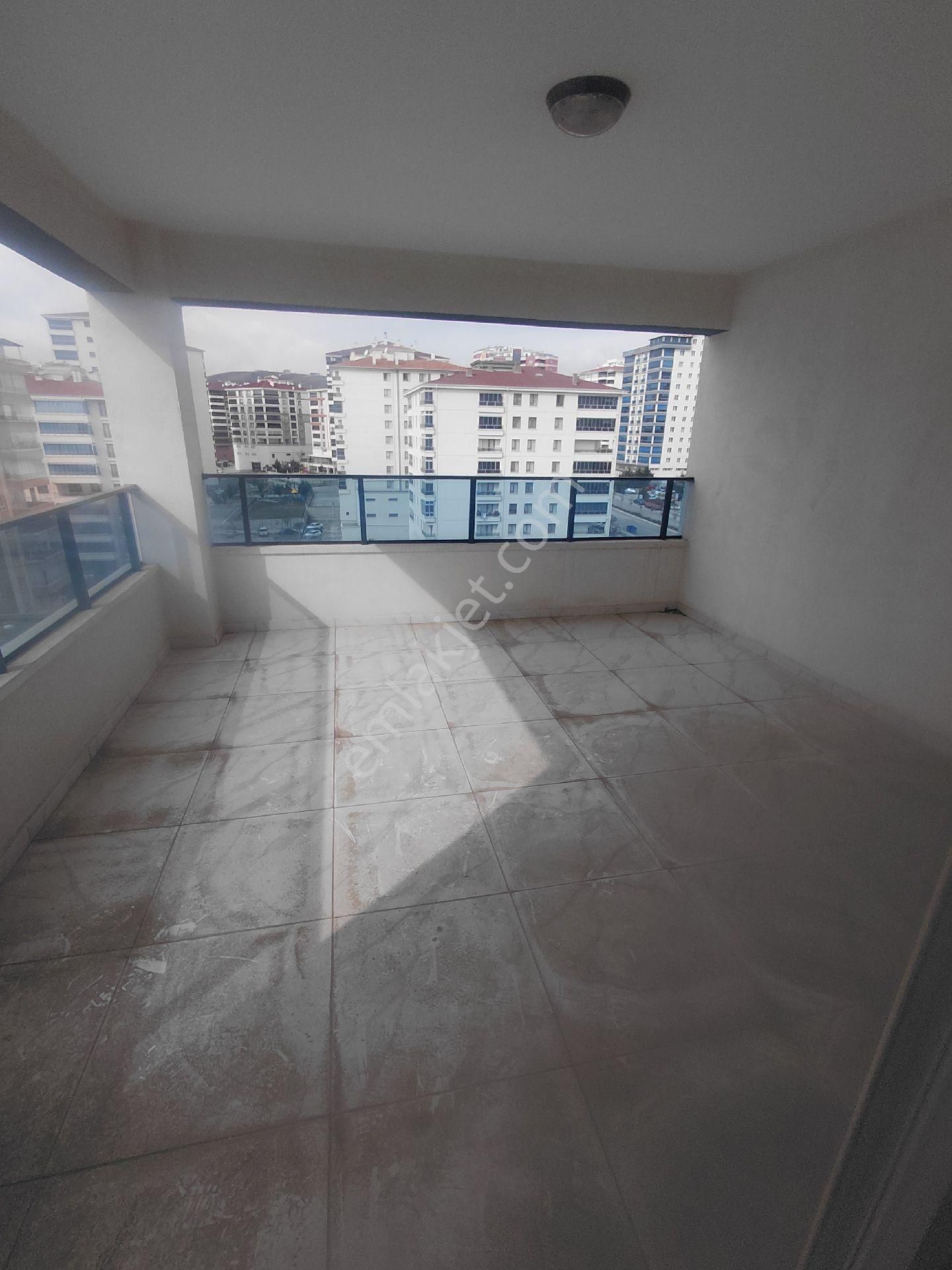 Satılık 4+1 Yavuz Emlak - Görsel 8