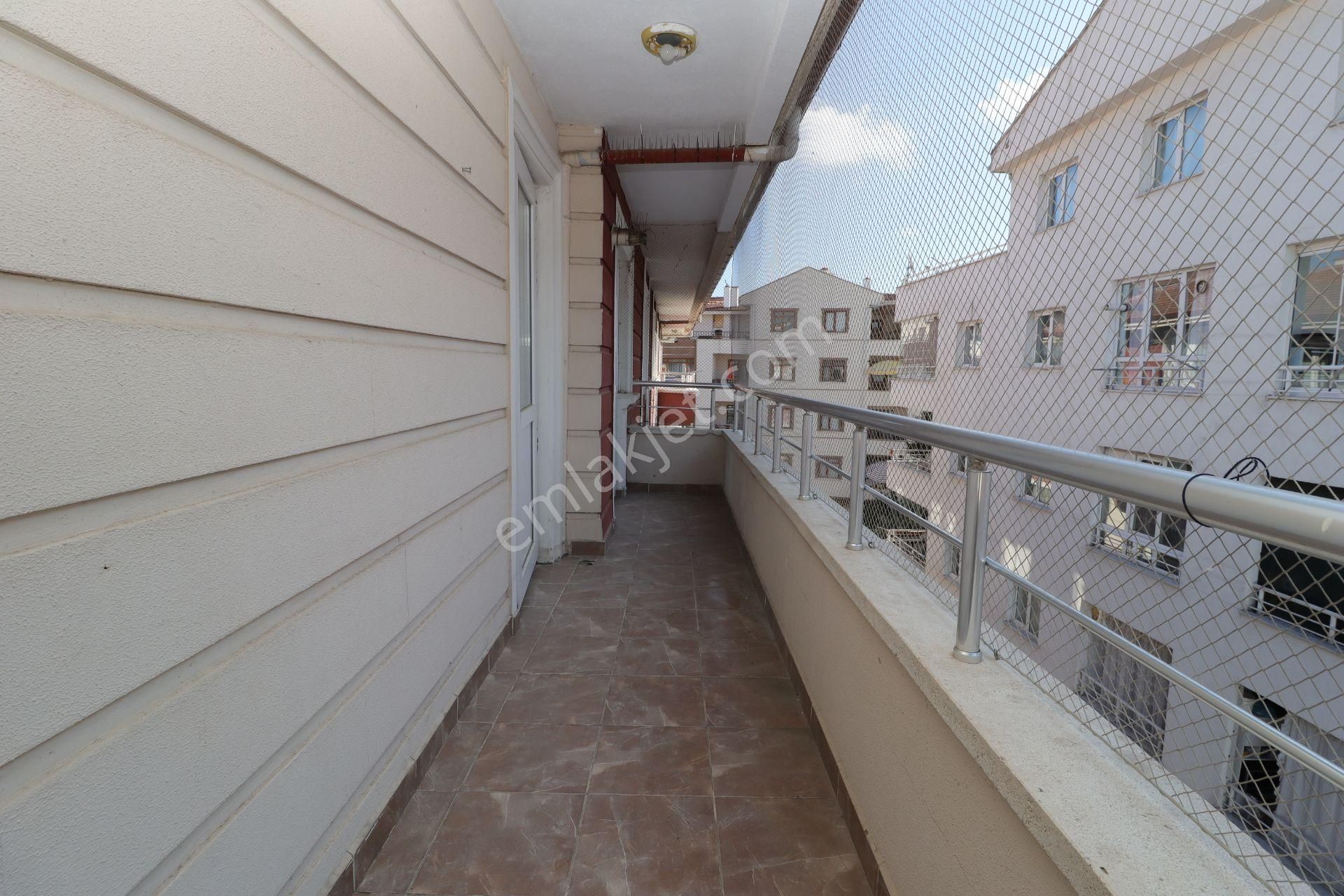Akif'ten Topçu'da 3+1 Asansörlü G/b Cephe Cadde Yanı Kiralık Daire - Görsel 10