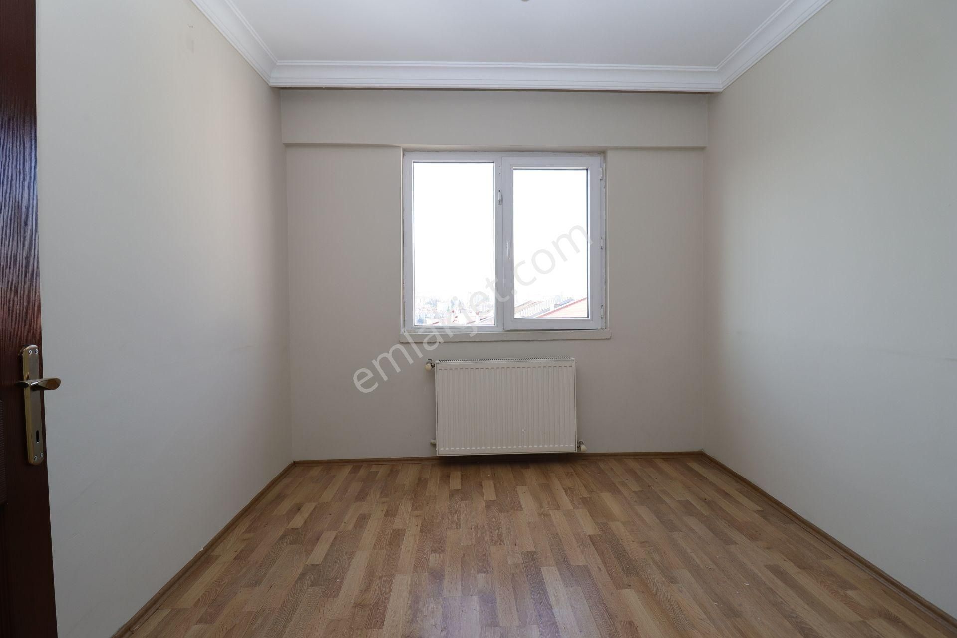 Akif'ten Topçu'da 3+1 Asansörlü G/b Cephe Cadde Yanı Kiralık Daire - Görsel 12