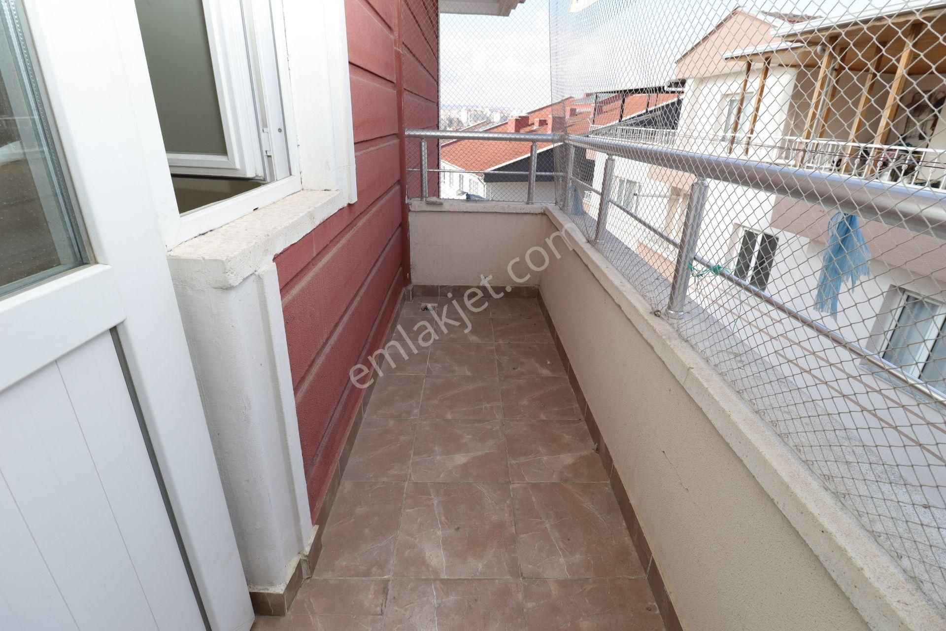 Akif'ten Topçu'da 3+1 Asansörlü G/b Cephe Cadde Yanı Kiralık Daire - Görsel 17
