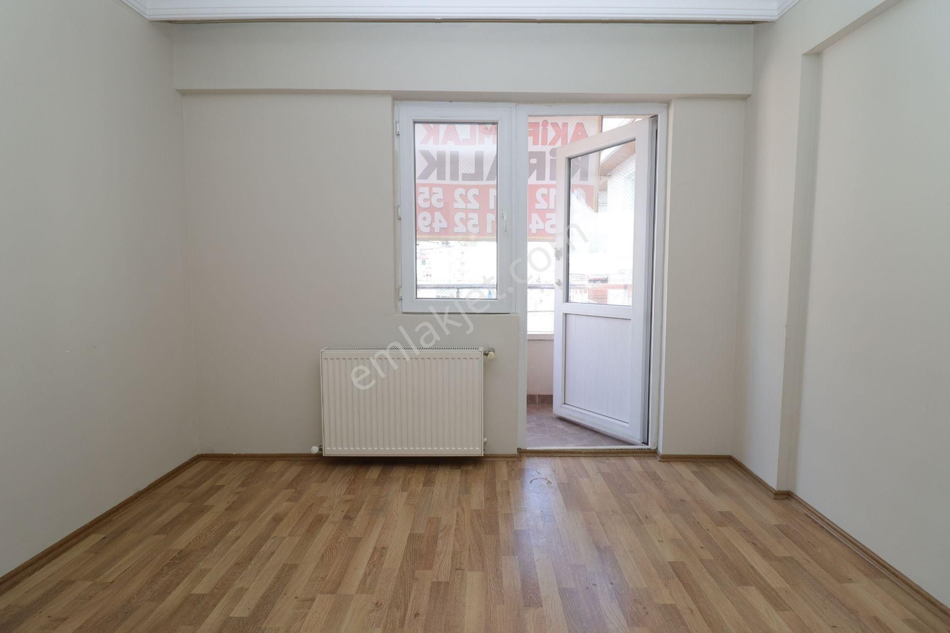 Akif'ten Topçu'da 3+1 Asansörlü G/b Cephe Cadde Yanı Kiralık Daire - Görsel 15