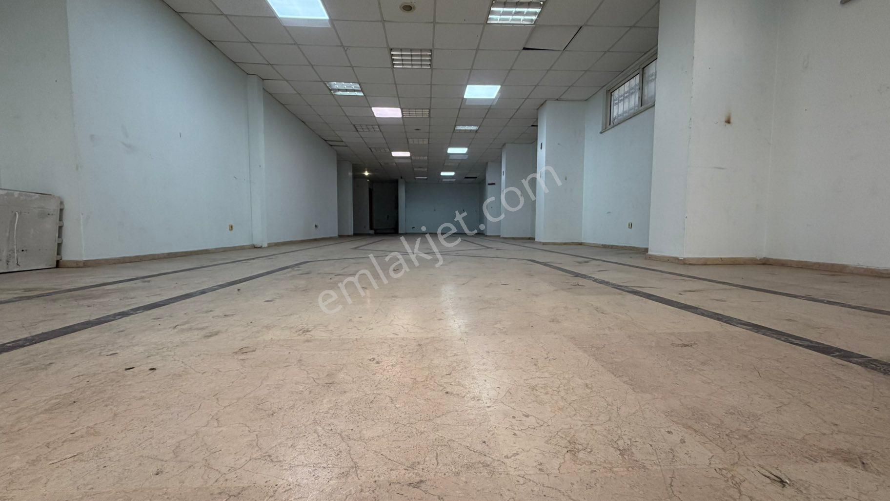 Birken Emlaktan Hancıoğlu Cadde Üzeri Kiralık Dükkan