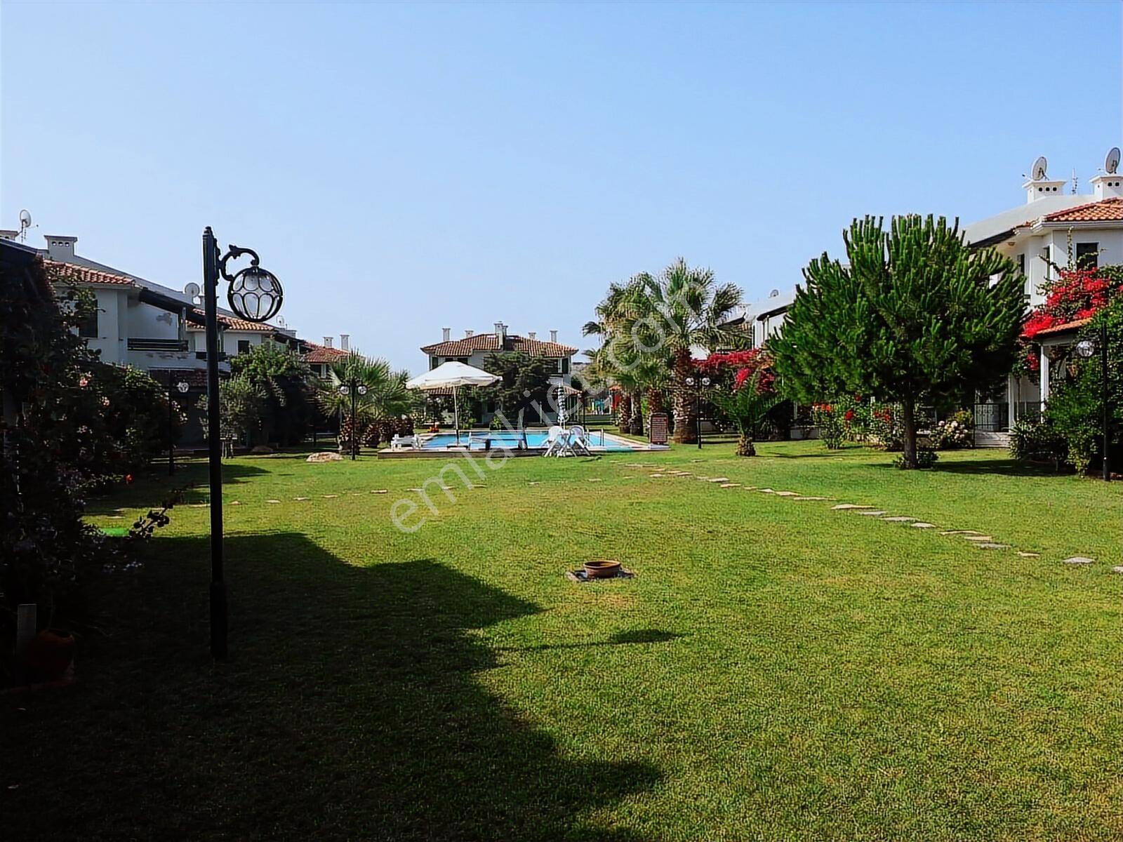 Çeşme Ayayorgi Mevki Yüzme Havuzlu,full Eşyalı,superlux Fırsat - Görsel 22