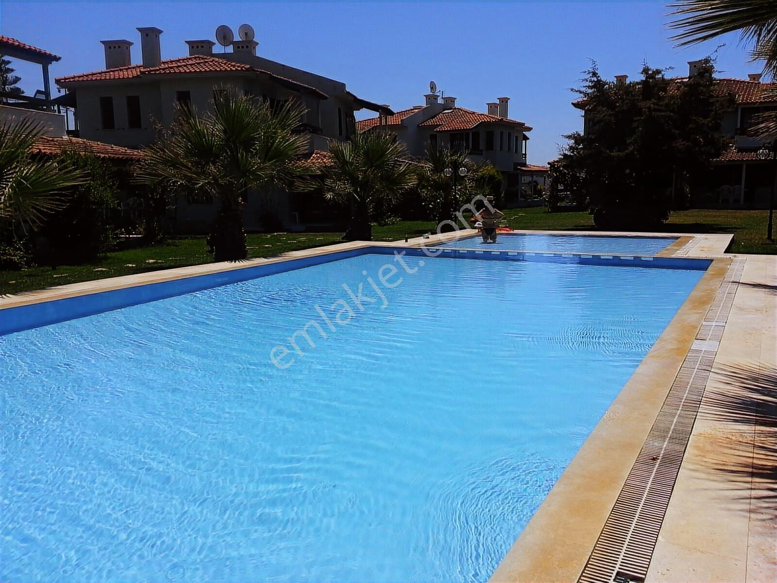 Çeşme Ayayorgi Mevki Yüzme Havuzlu,full Eşyalı,superlux Fırsat - Görsel 29