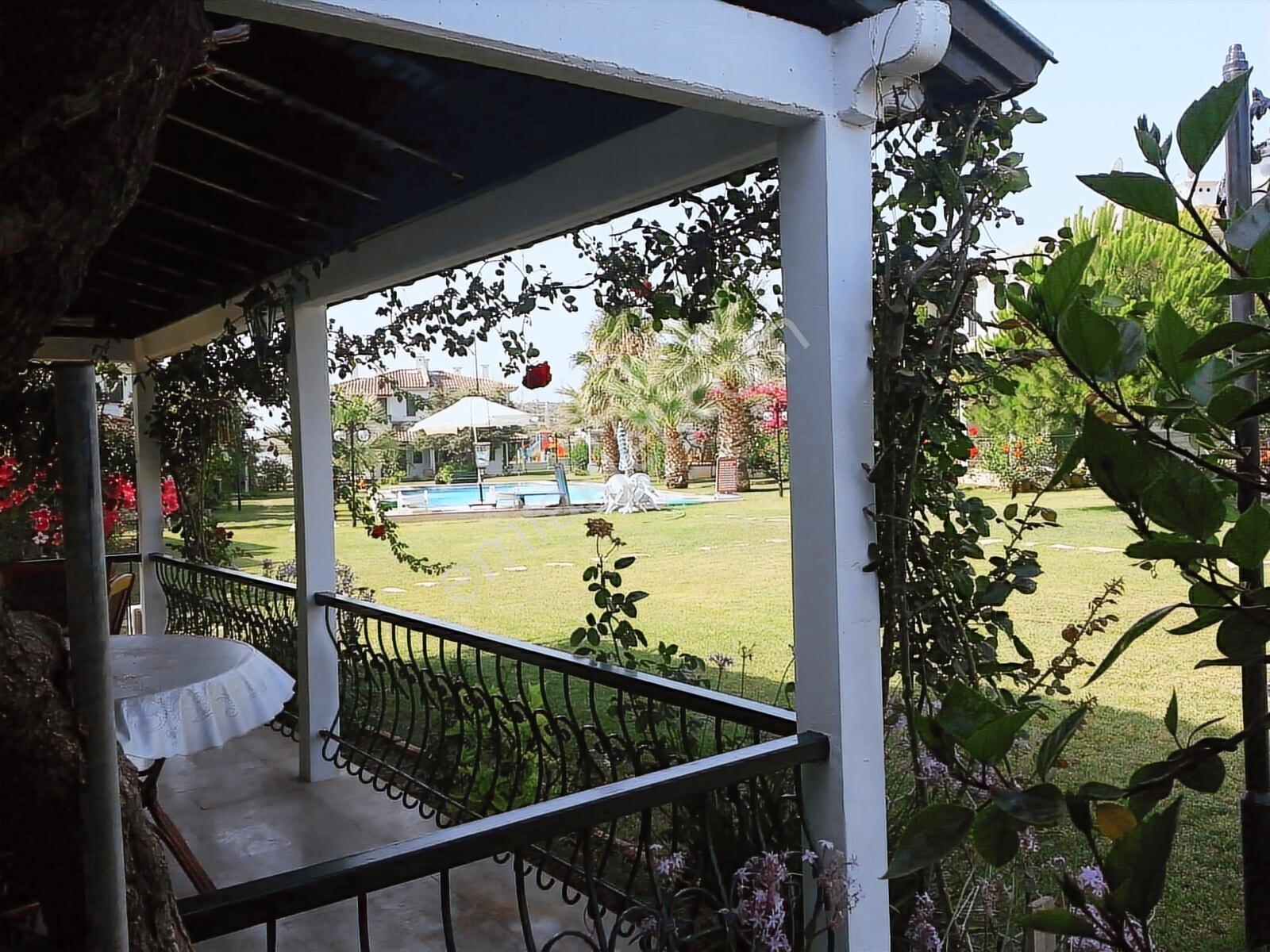 Çeşme Ayayorgi Mevki Yüzme Havuzlu,full Eşyalı,superlux Fırsat - Görsel 11