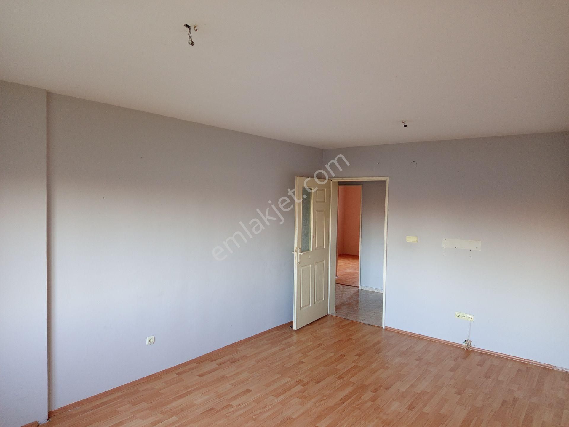 İlksan Tokide Kiralık Daire 2+1 Katta - Görsel 9