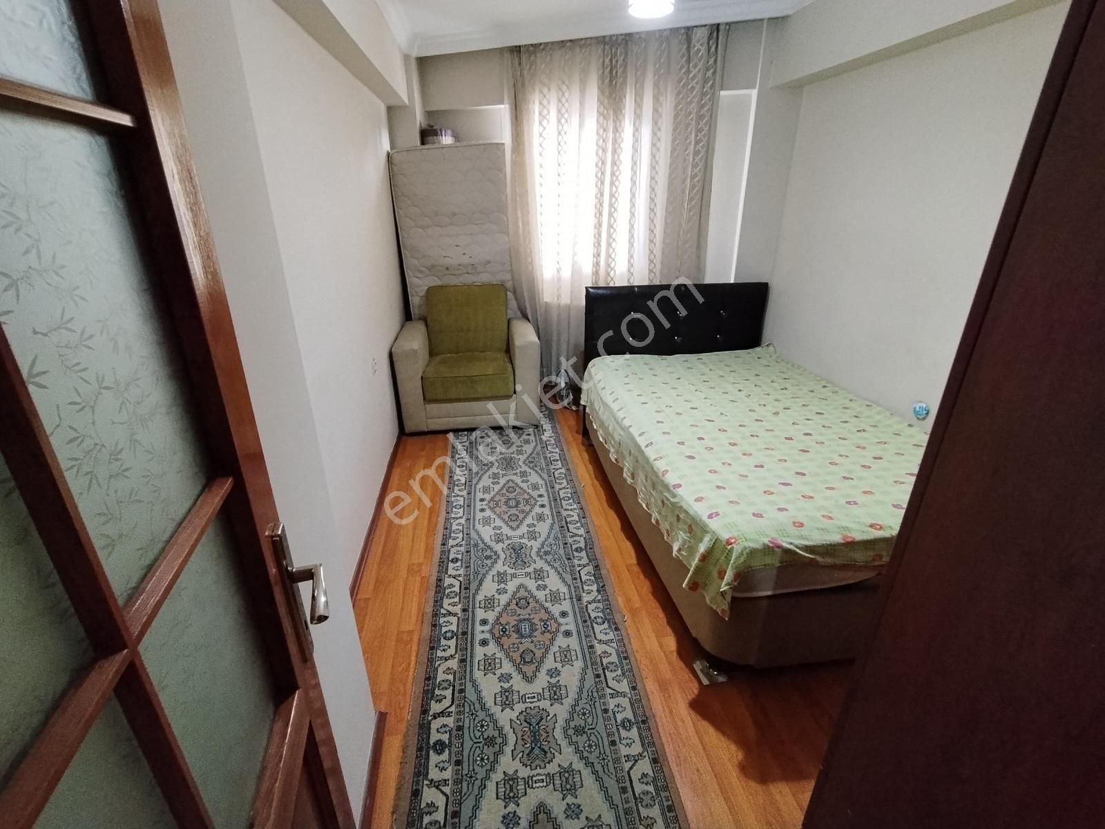 Karşıyaka Dedebaşında Cadde Üstü 3+1 Eşyalı Kiralık Daire - Görsel 17