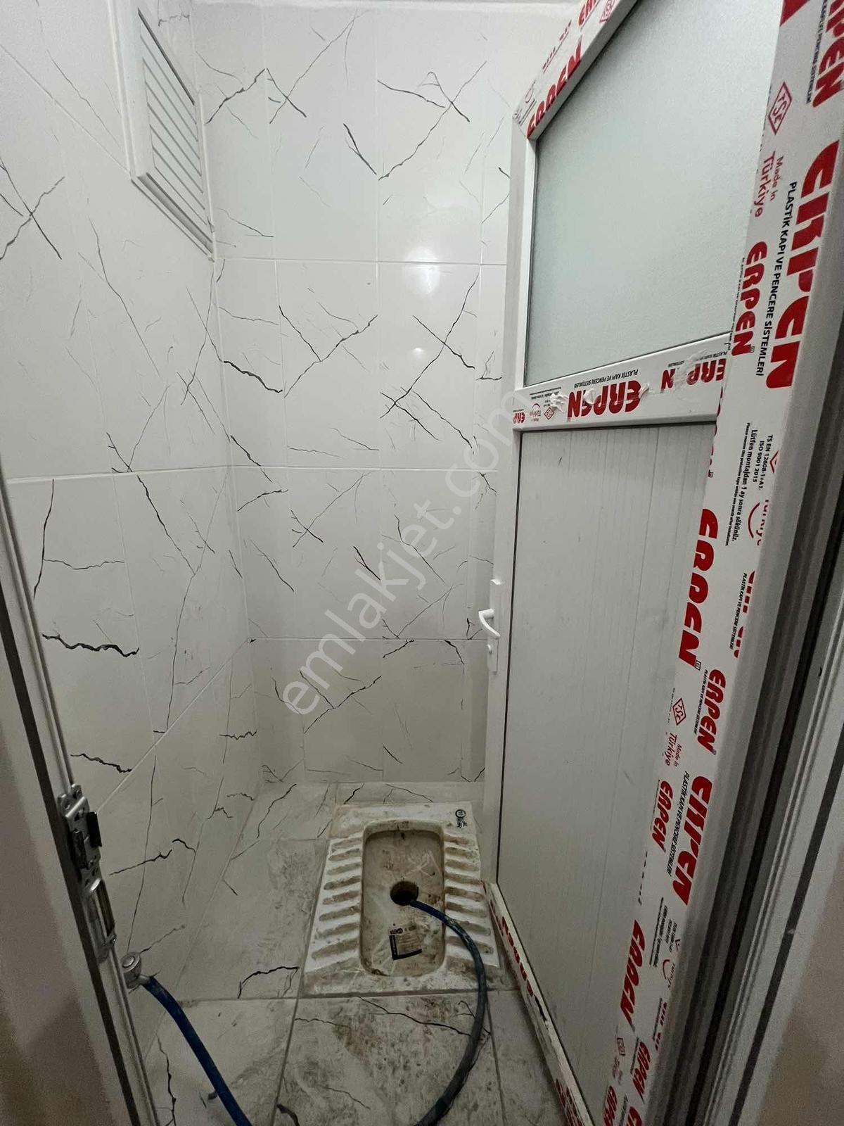 Başakşehir Güvercintepe Mahallesinde Satılık 2+1 Büyük Bahçekatı - Görsel 2