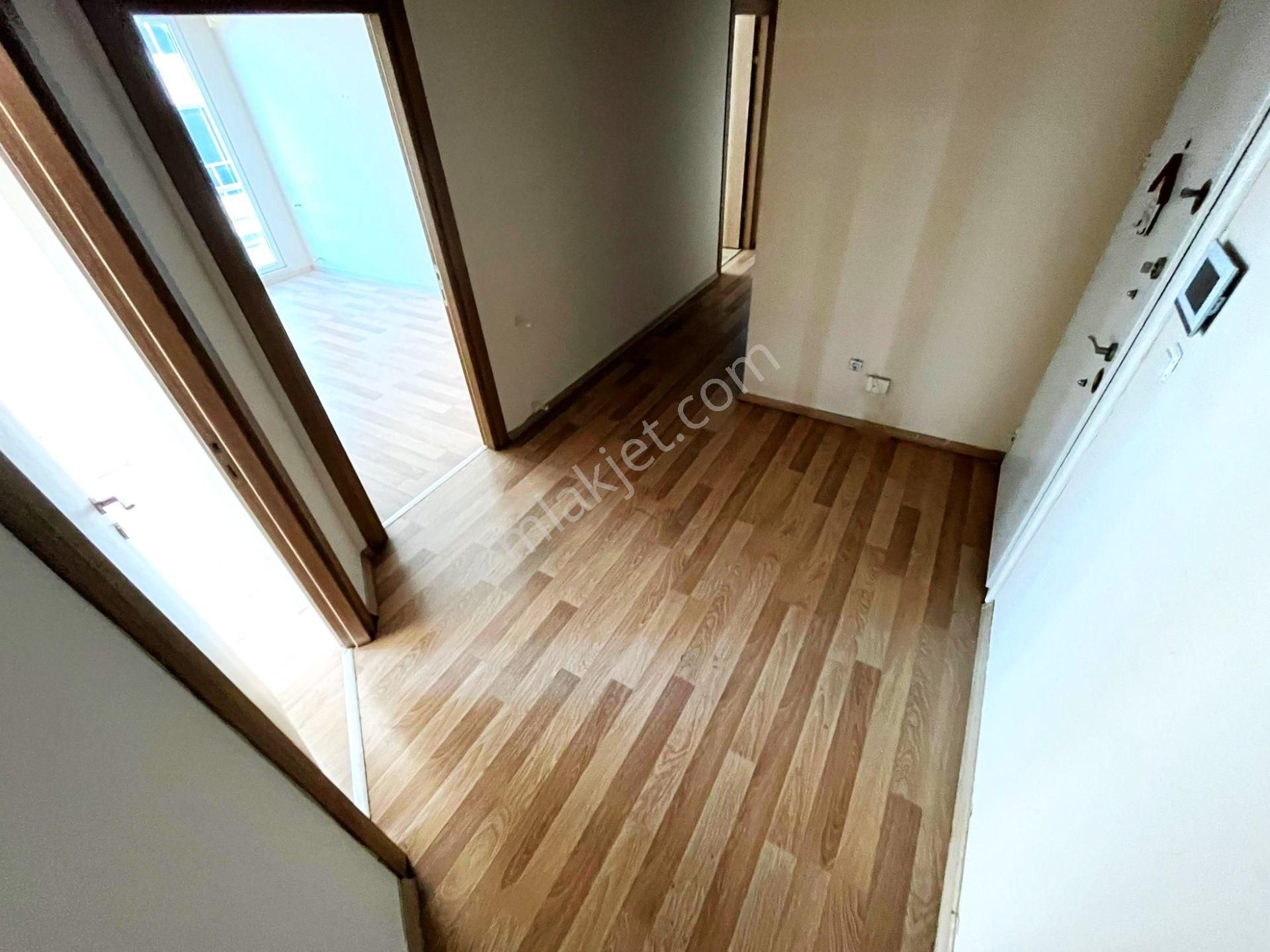 🏡aygül'den Edremit Atatürk Mahallesi'nde Full Körfez Manzaralı Ara Kat Asansörlü 3+1 Kiralık Daire - Görsel 14