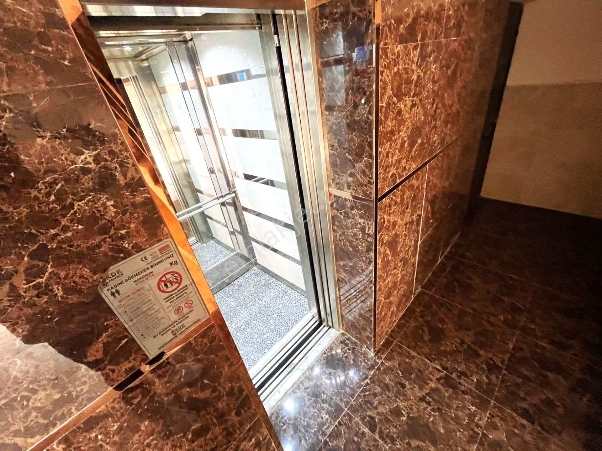 🏡aygül'den Edremit Atatürk Mahallesi'nde Full Körfez Manzaralı Ara Kat Asansörlü 3+1 Kiralık Daire - Görsel 35