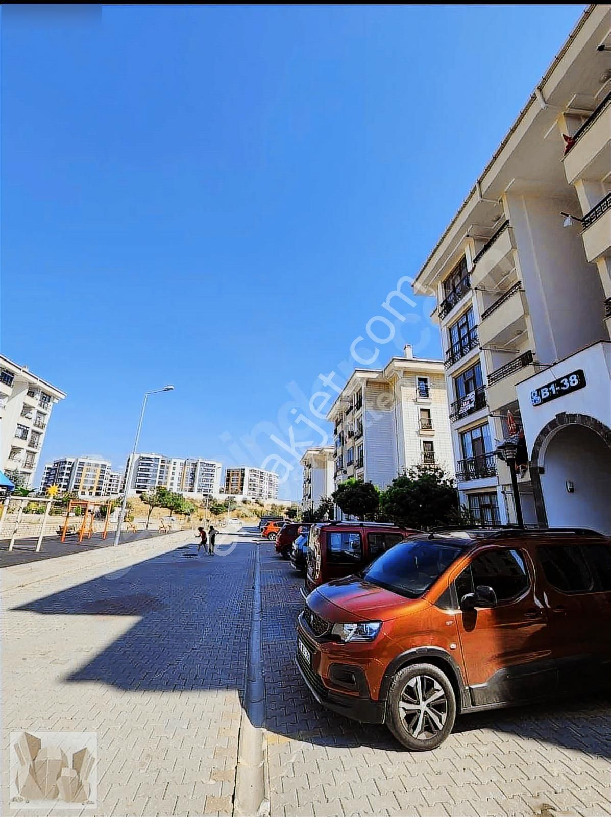 Emekli Toki'lerinde Satılık 2+1 Ayrı Mutfak Daire - Görsel 12