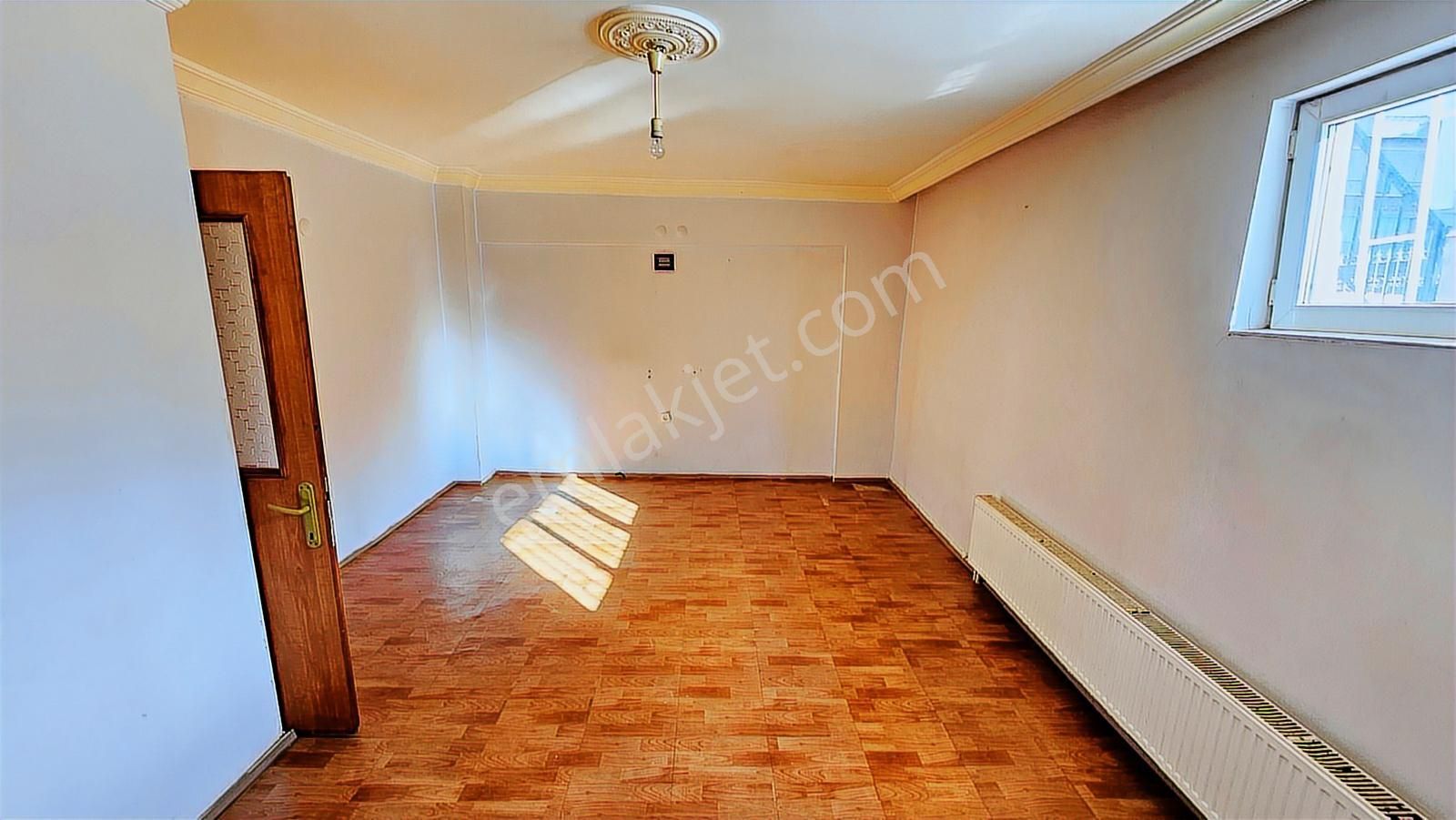 Kent Emlak'tan Tuzluçayırda 2+1 Giriş Kat Dublex Kiralık Daire