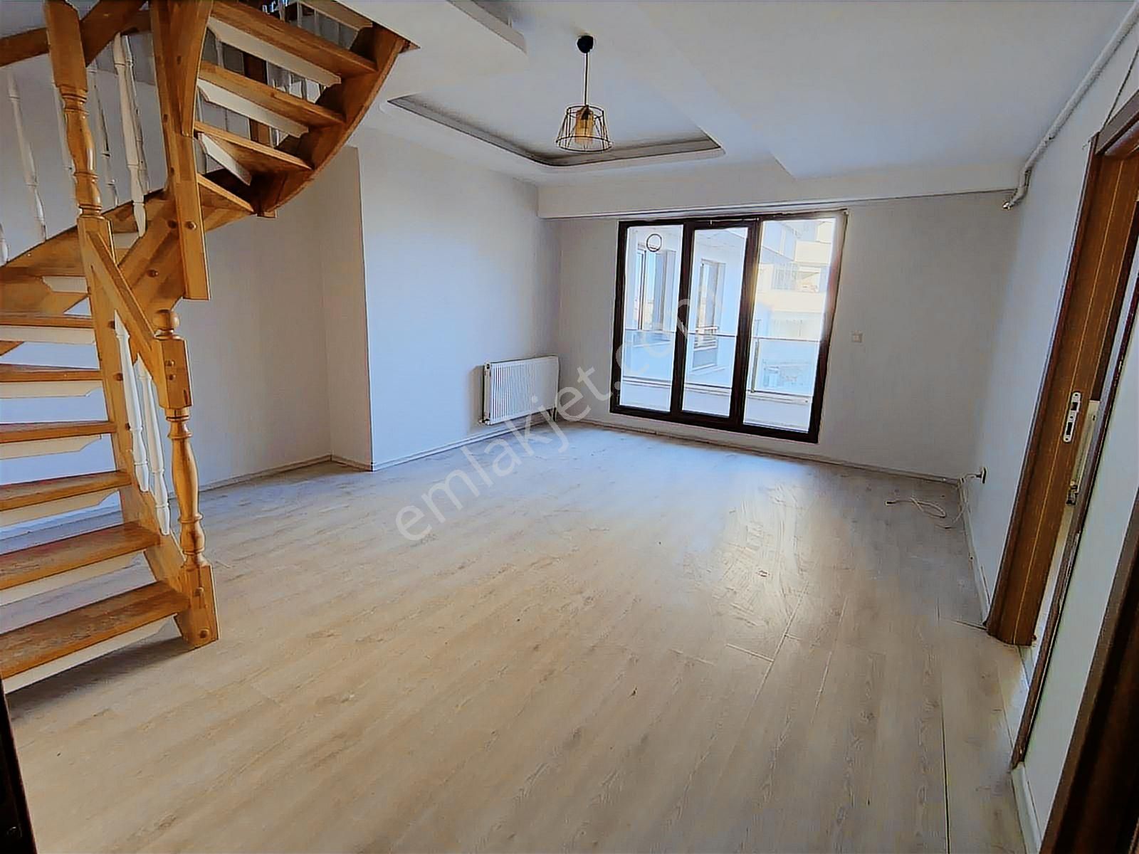 Kılıçkent Sitesinde Açık Ve Kapalı Otoparklı 2+1 Dublex Daire