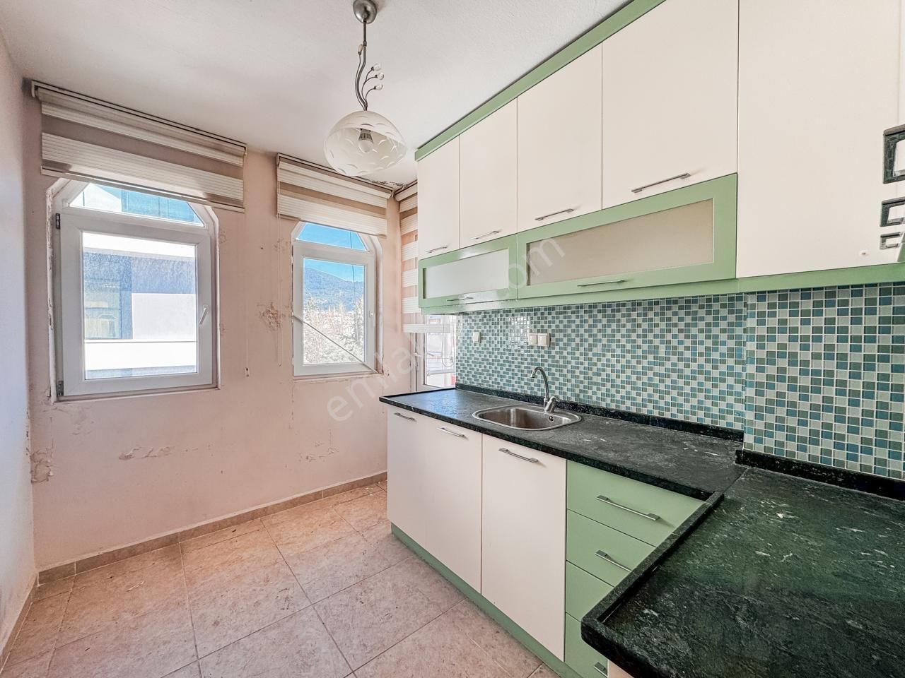 Alanyada Denize Sıfır 3+1 Satılık Daire - Görsel 6