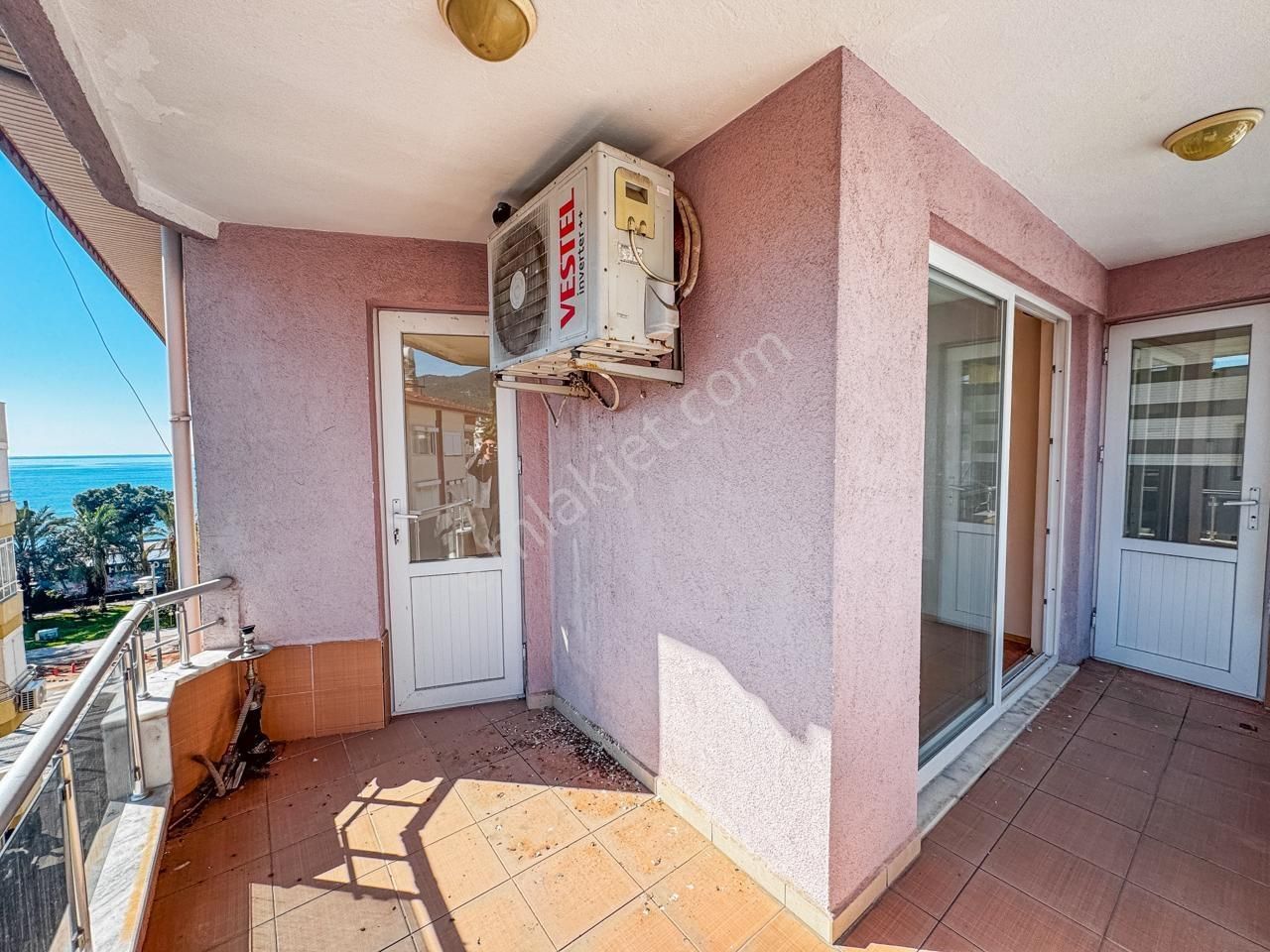 Alanyada Denize Sıfır 3+1 Satılık Daire - Görsel 12