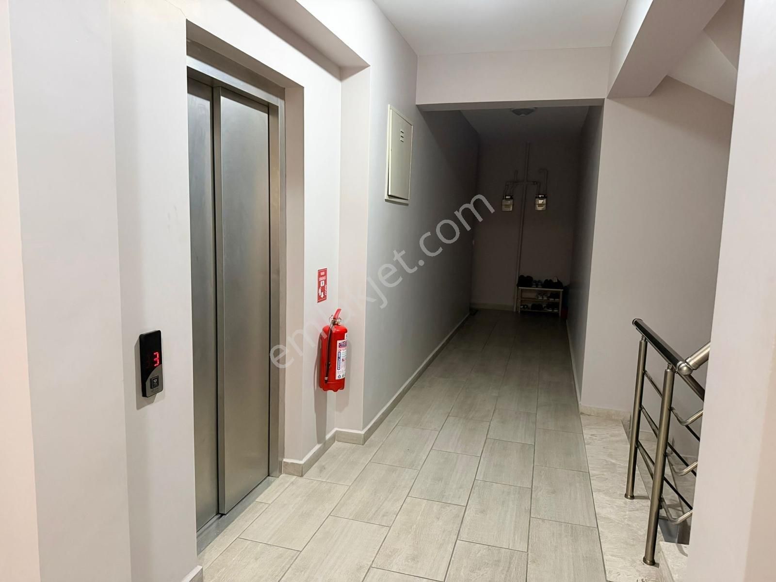 Aliağa Siteler Mah. Ertürk Lidya Sitesi'nde Kiralık 2+1 Daire - Görsel 6