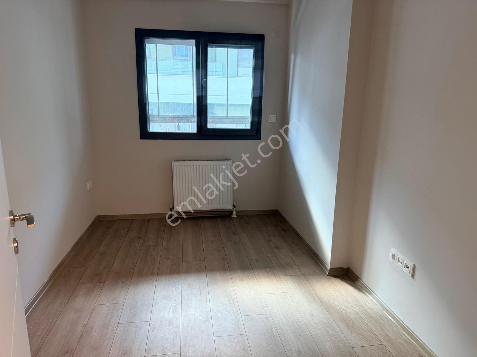 Aliağa Siteler Mah. Ertürk Lidya Sitesi'nde Kiralık 2+1 Daire - Görsel 15